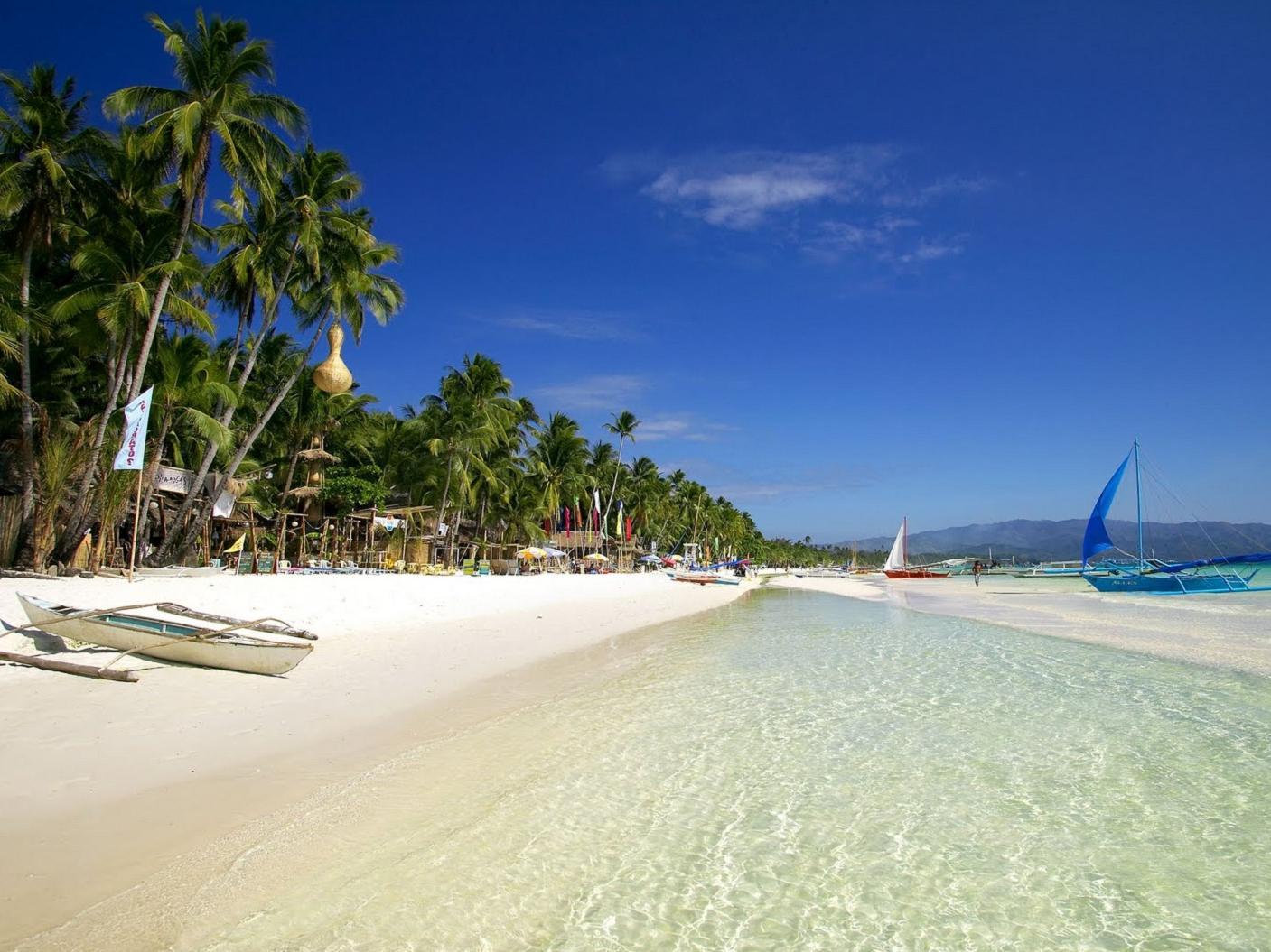 Khu vực xung quanh