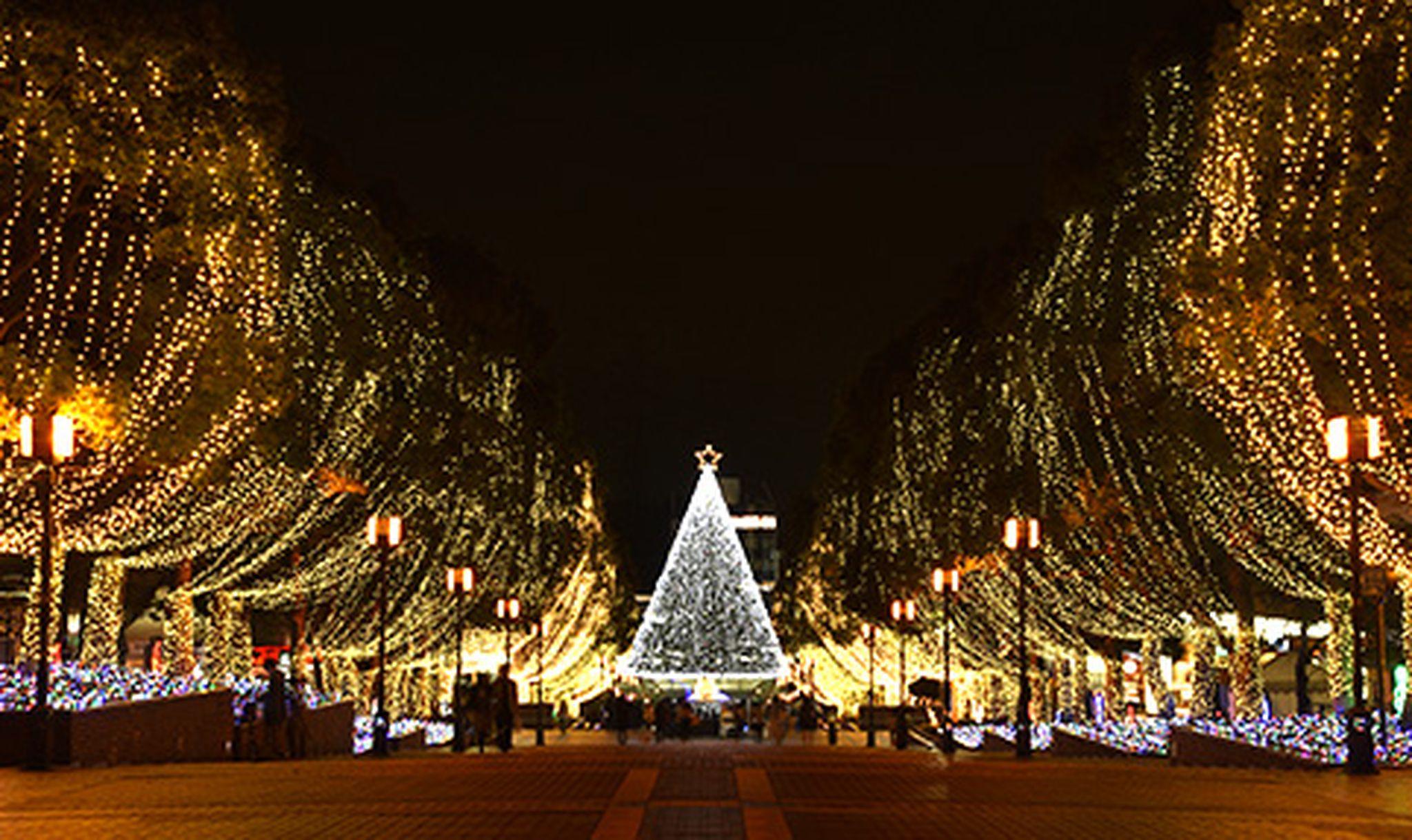 Khu vực xung quanh