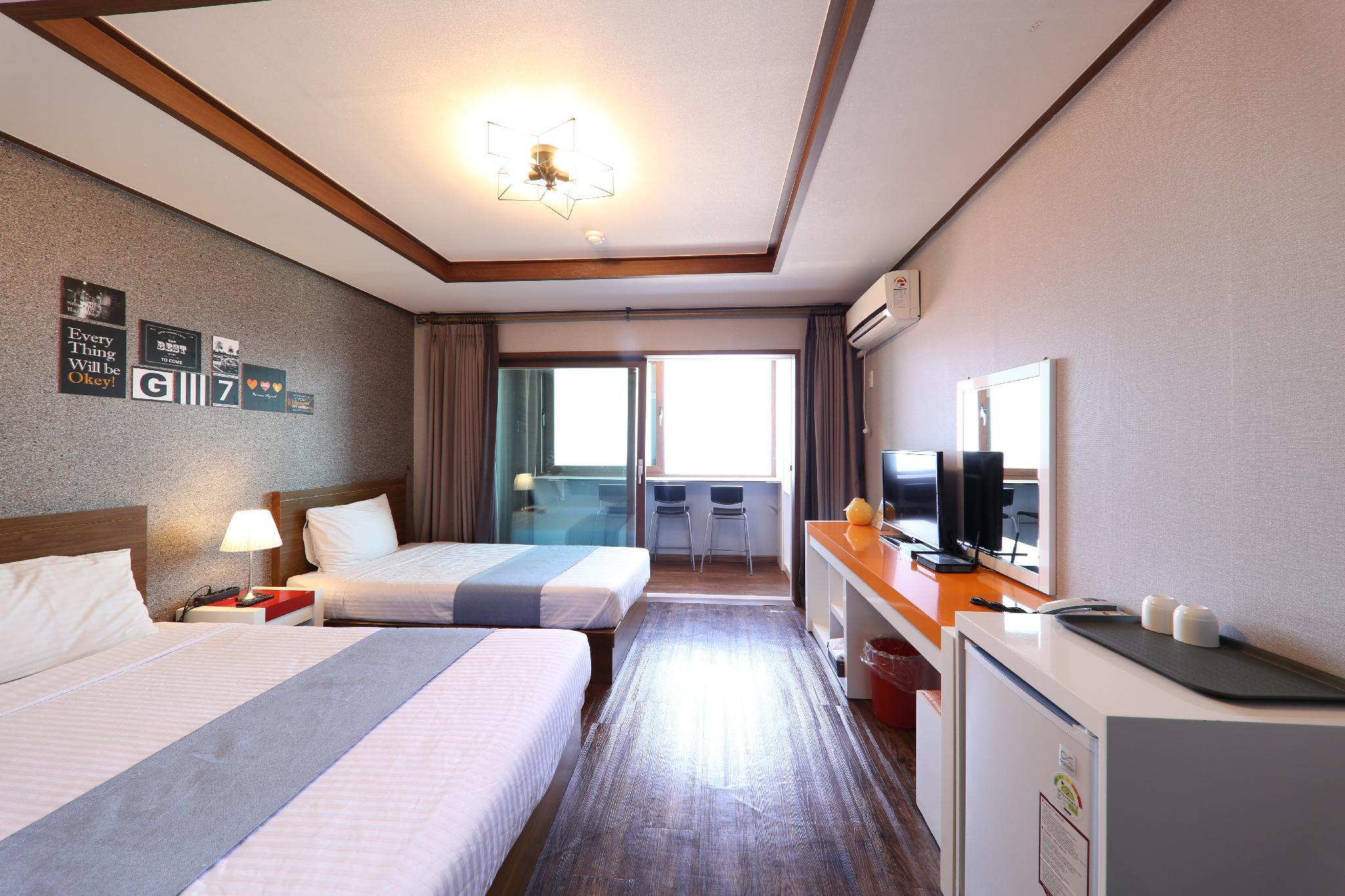 Ngoại cảnh khách sạn