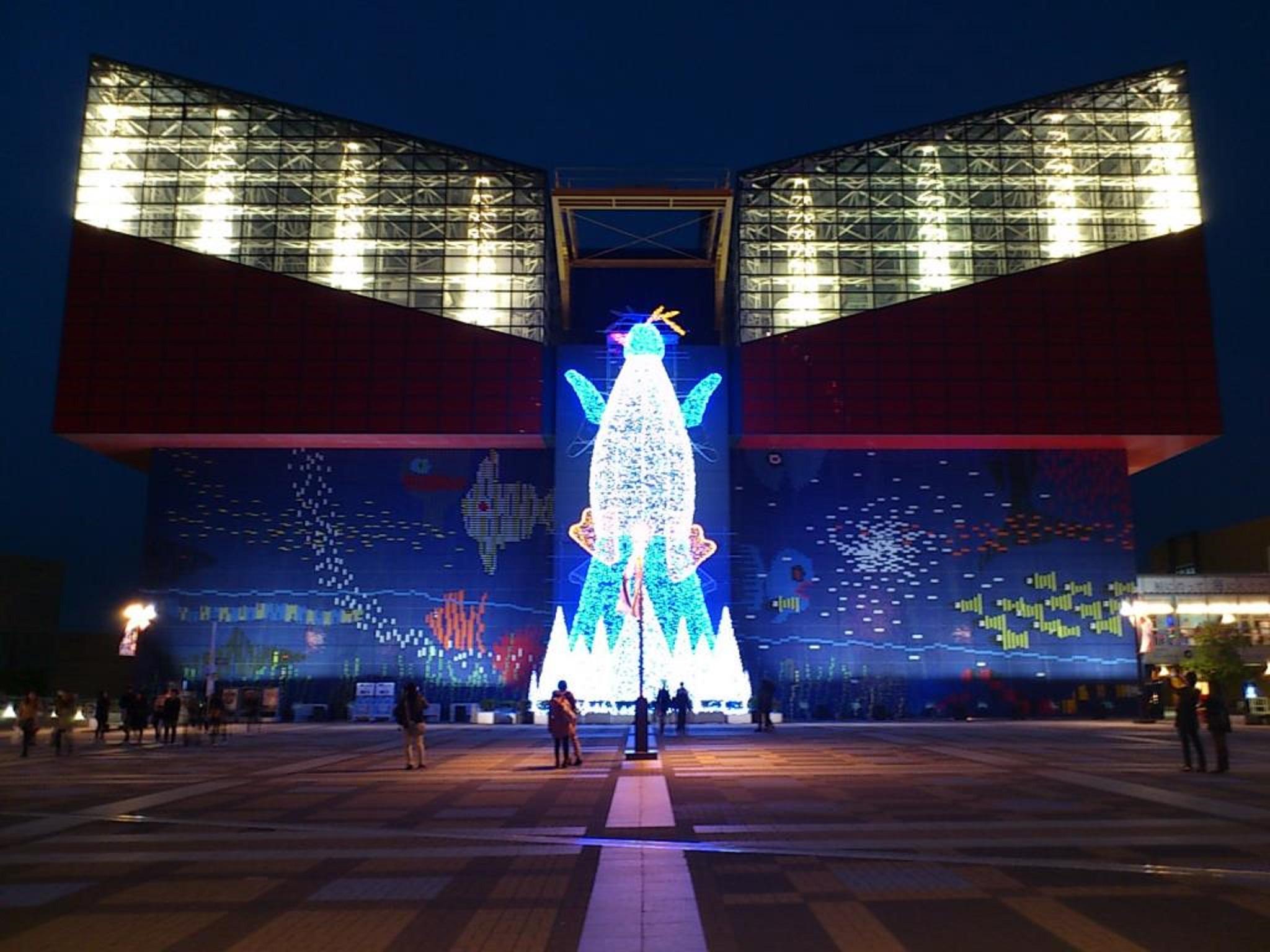 Nơi tham quan gần đây