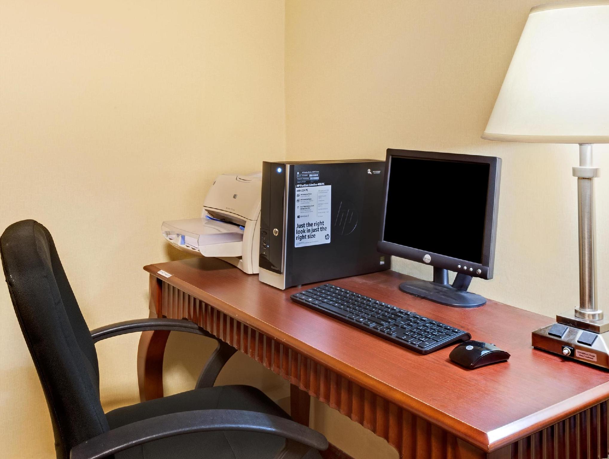 Trung tâm hội nghị