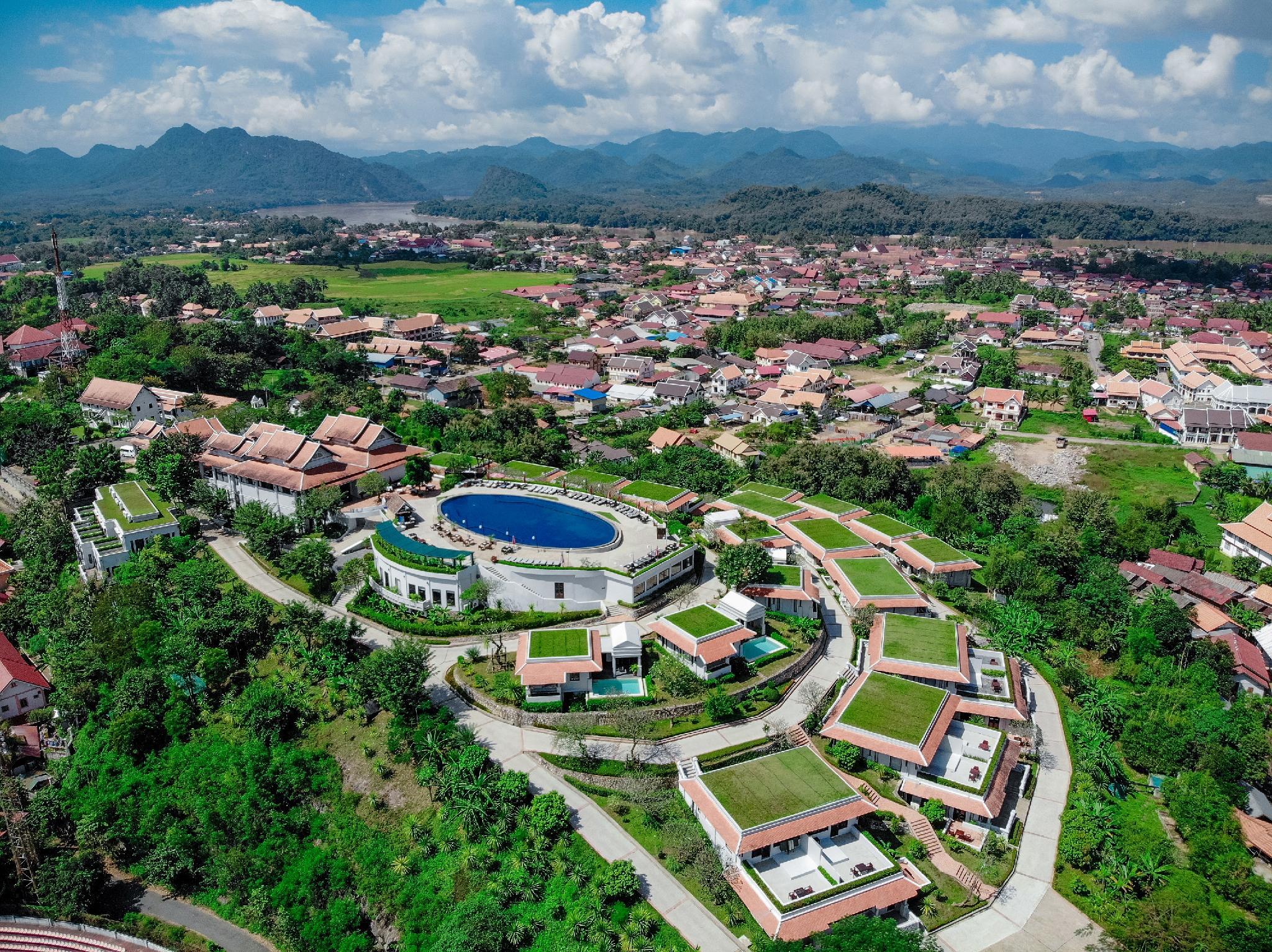 Khu vực xung quanh