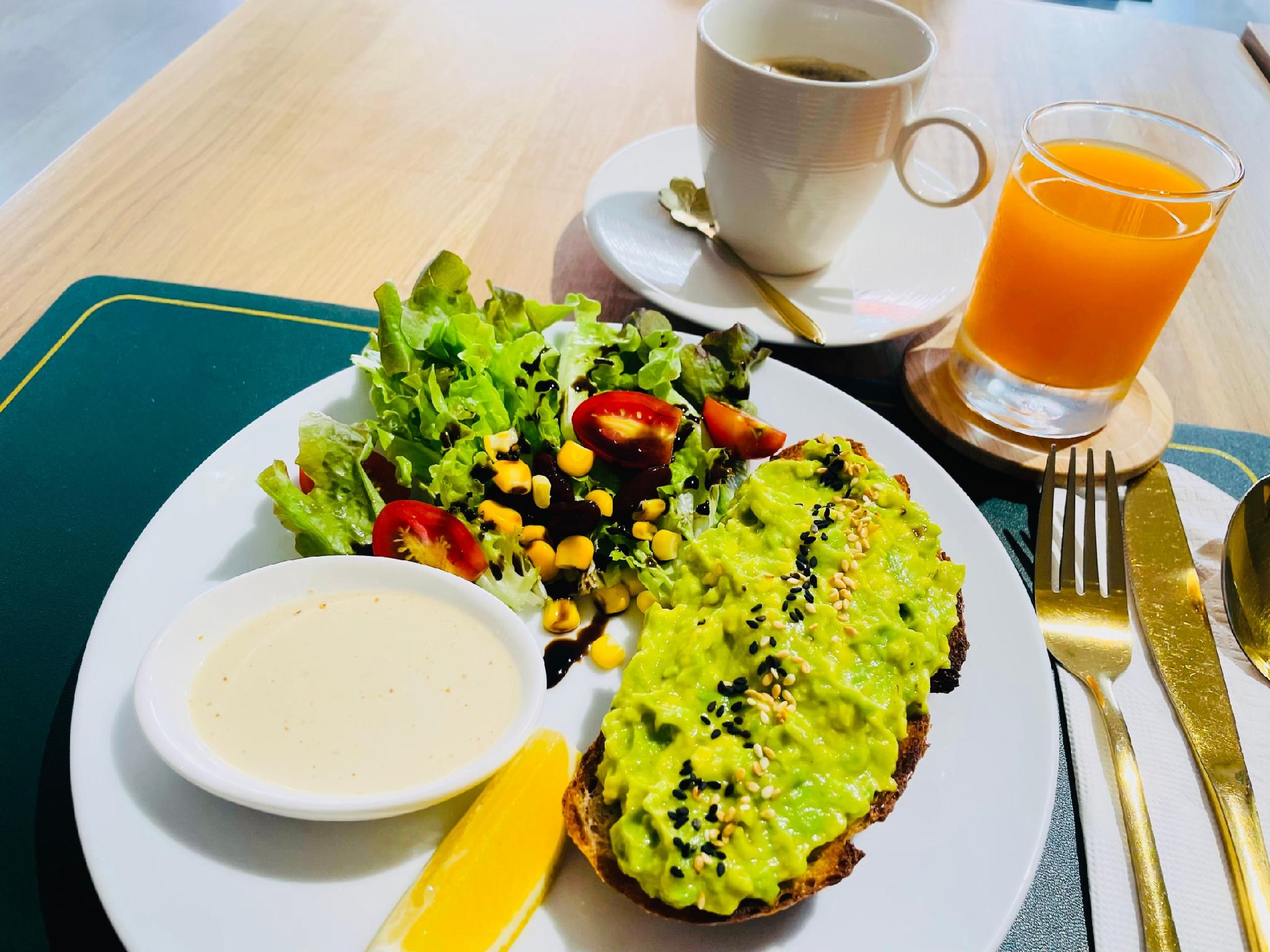 Đồ ăn và thức uống