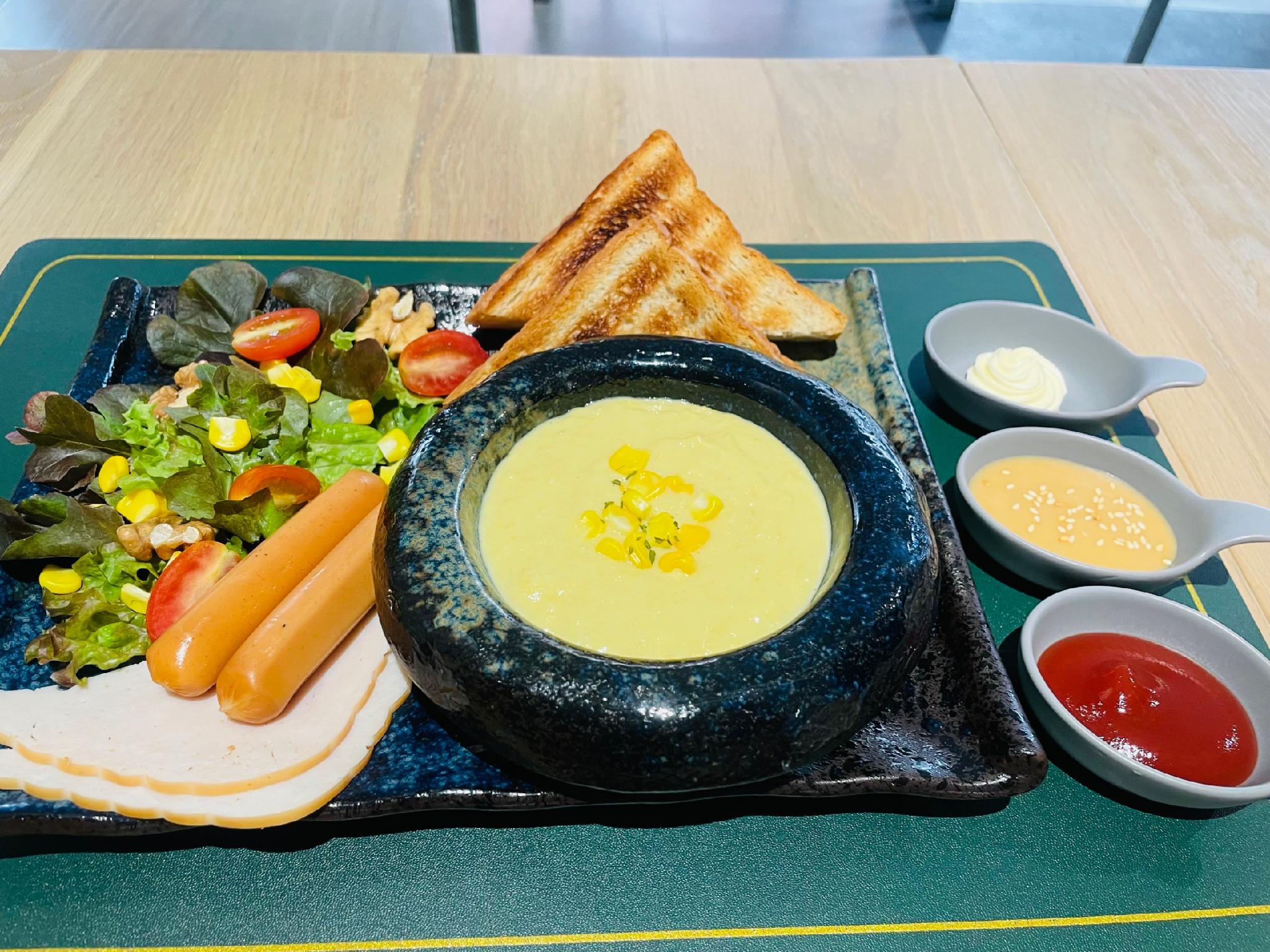 Đồ ăn và thức uống