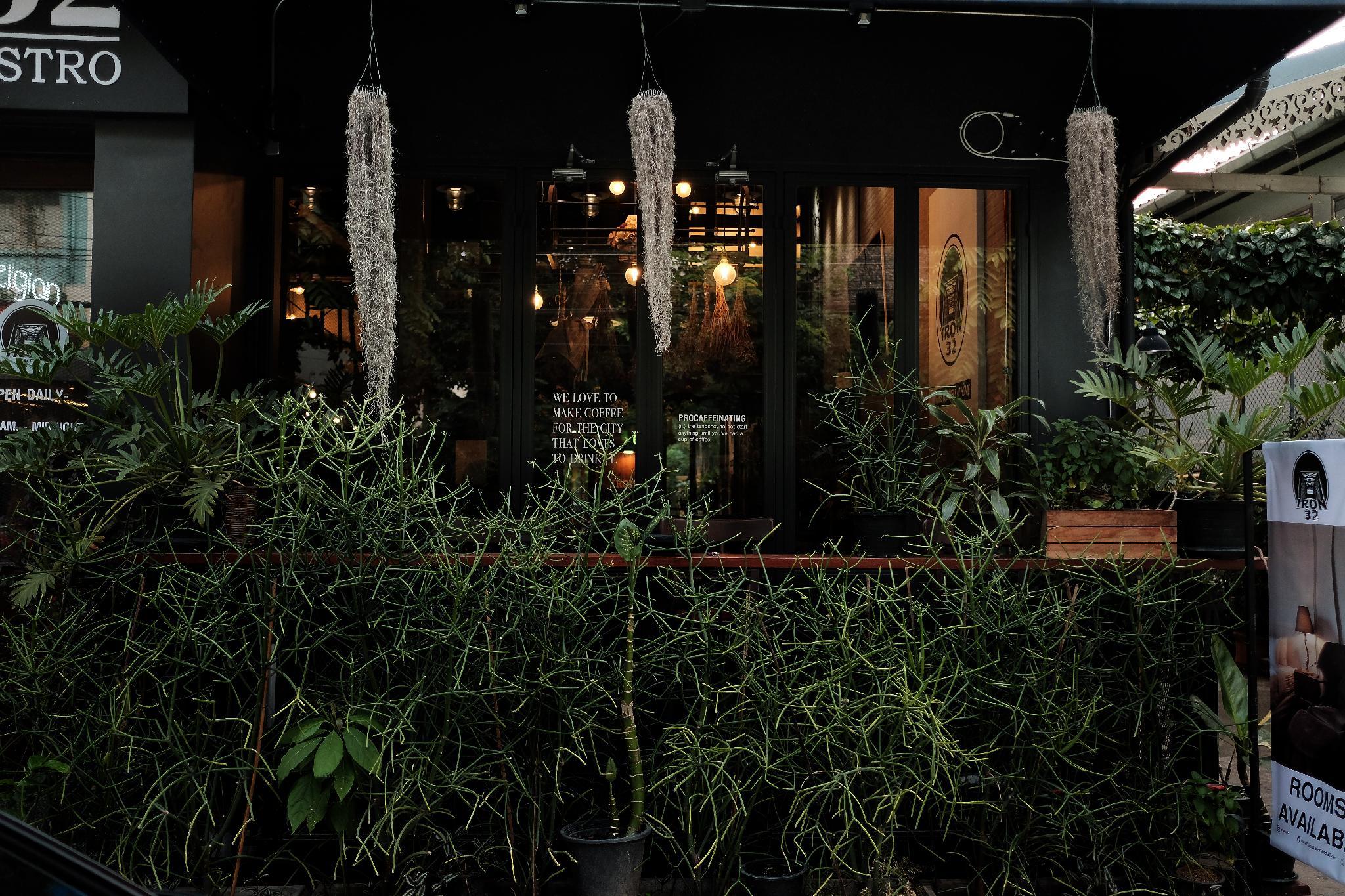 Ngoại cảnh khách sạn