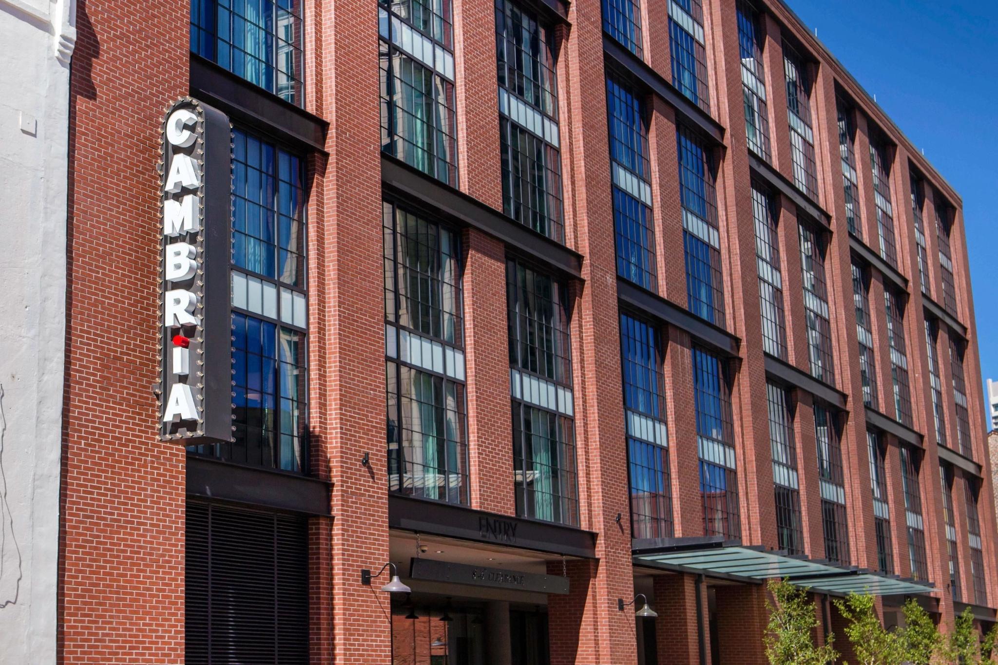 Ngoại cảnh khách sạn