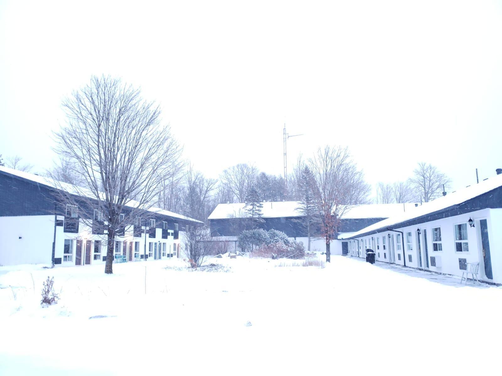 Ngoại cảnh khách sạn