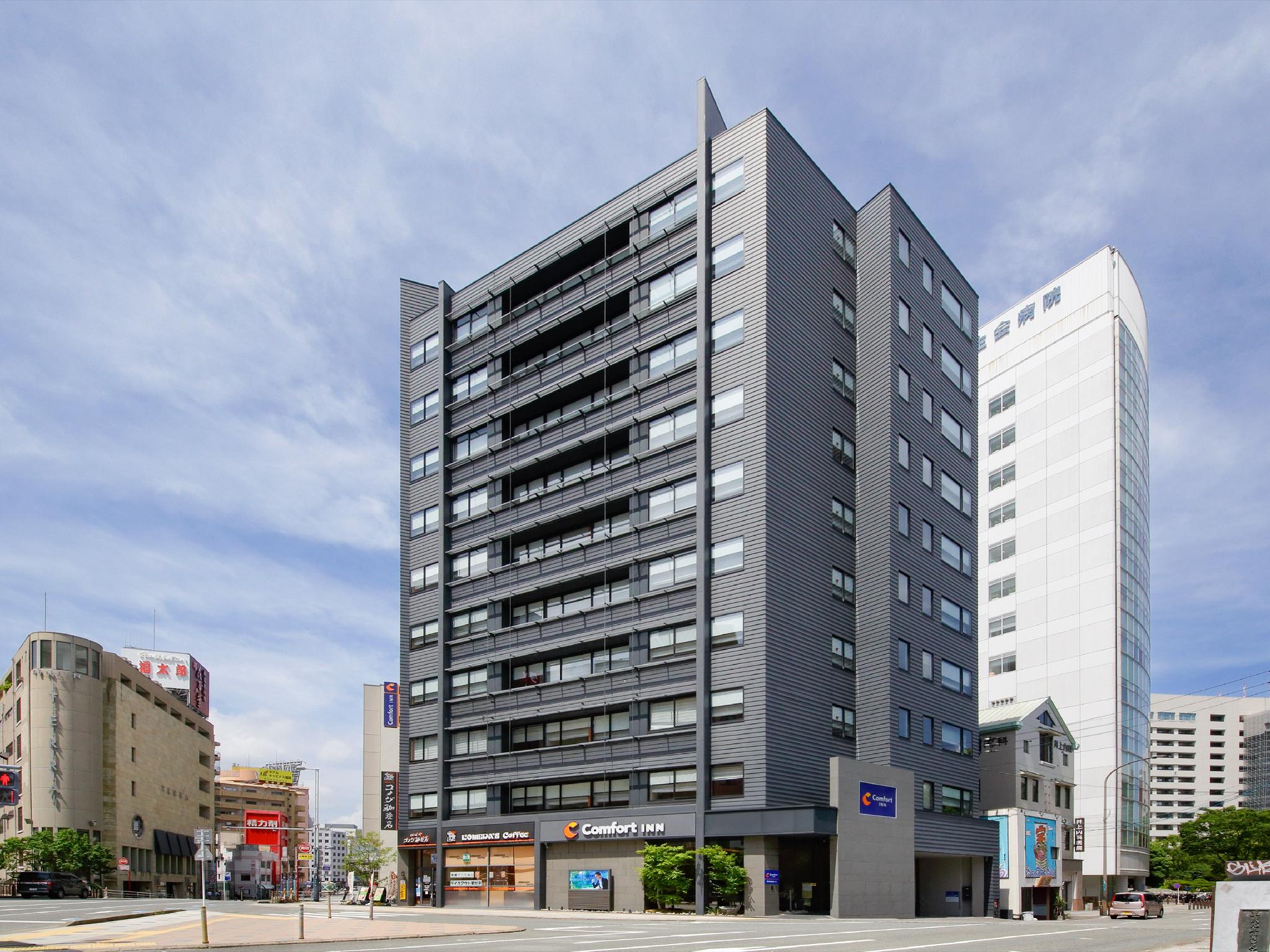 Ngoại cảnh khách sạn