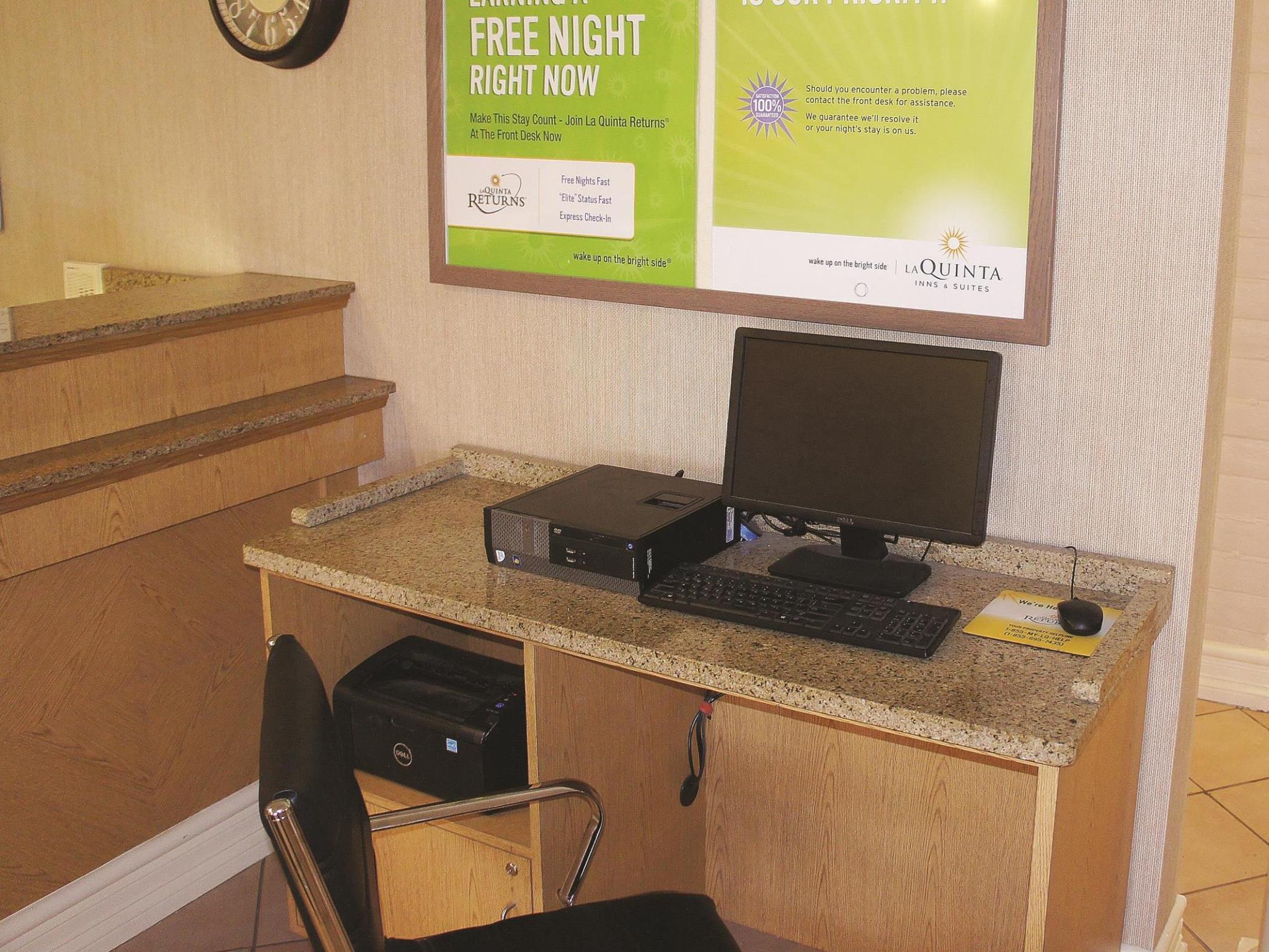 Trung tâm hội nghị