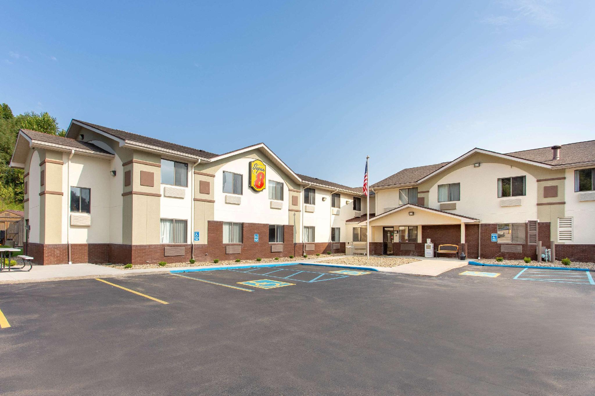 Ngoại cảnh khách sạn