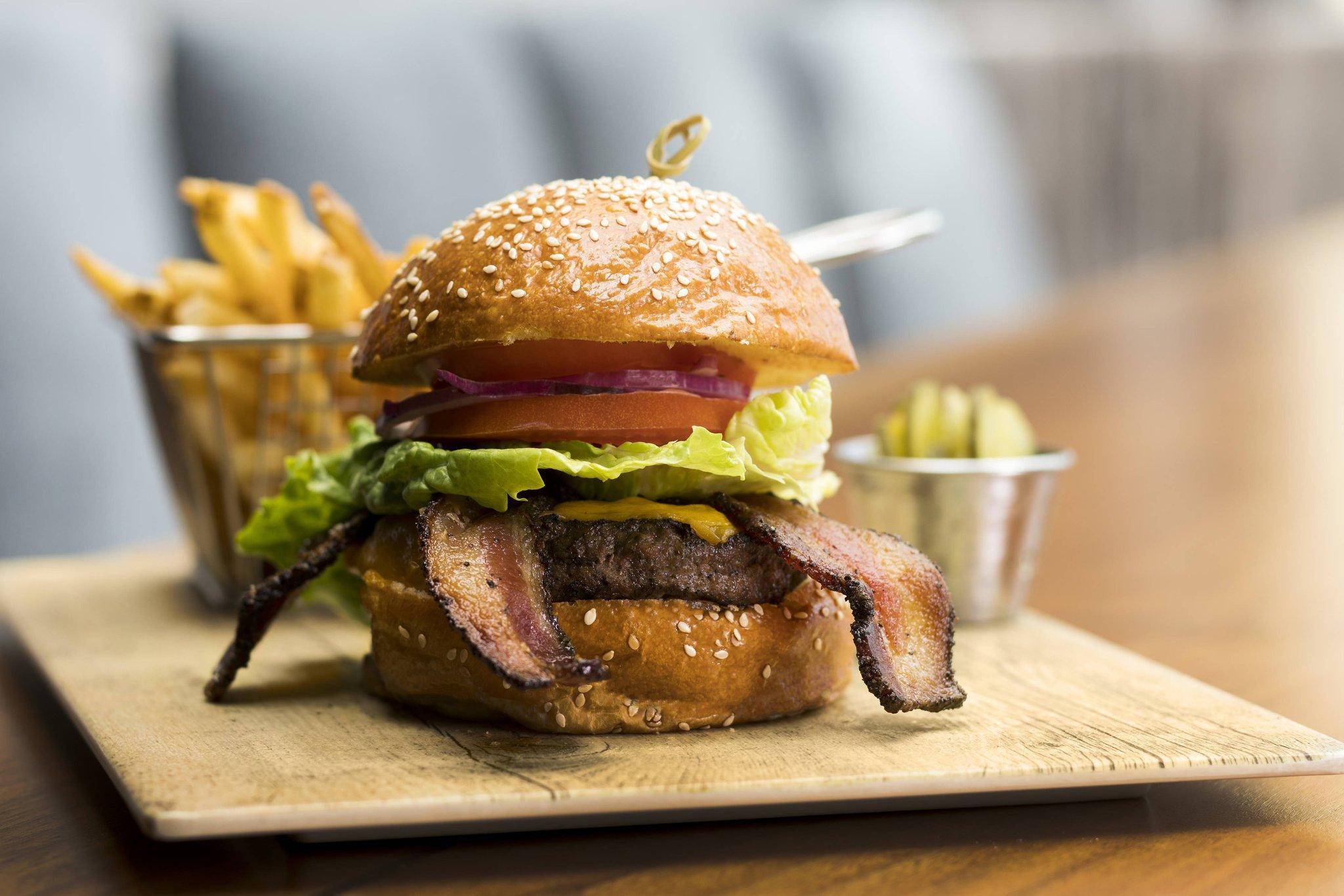 Đồ ăn và thức uống