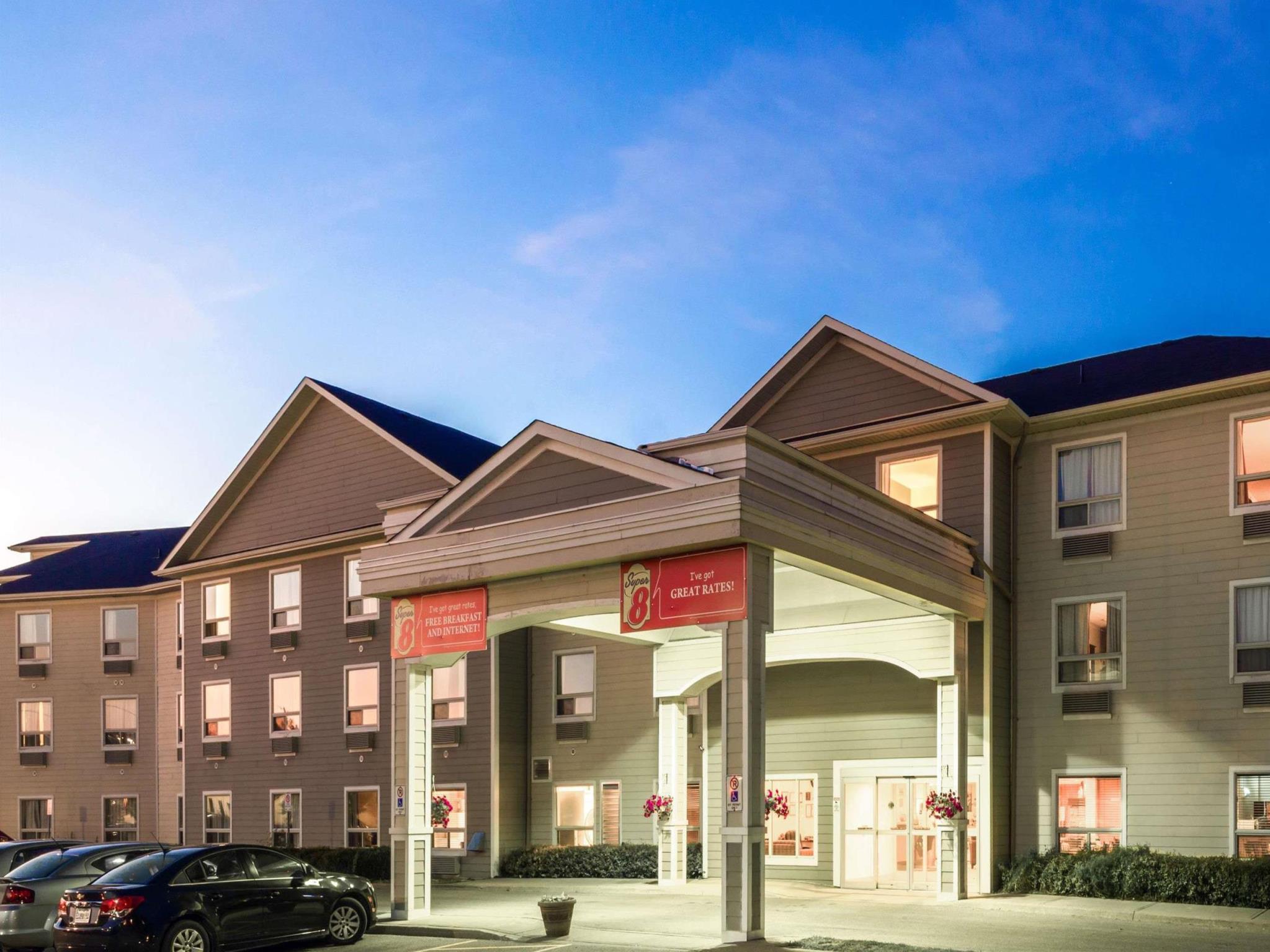 Ngoại cảnh khách sạn