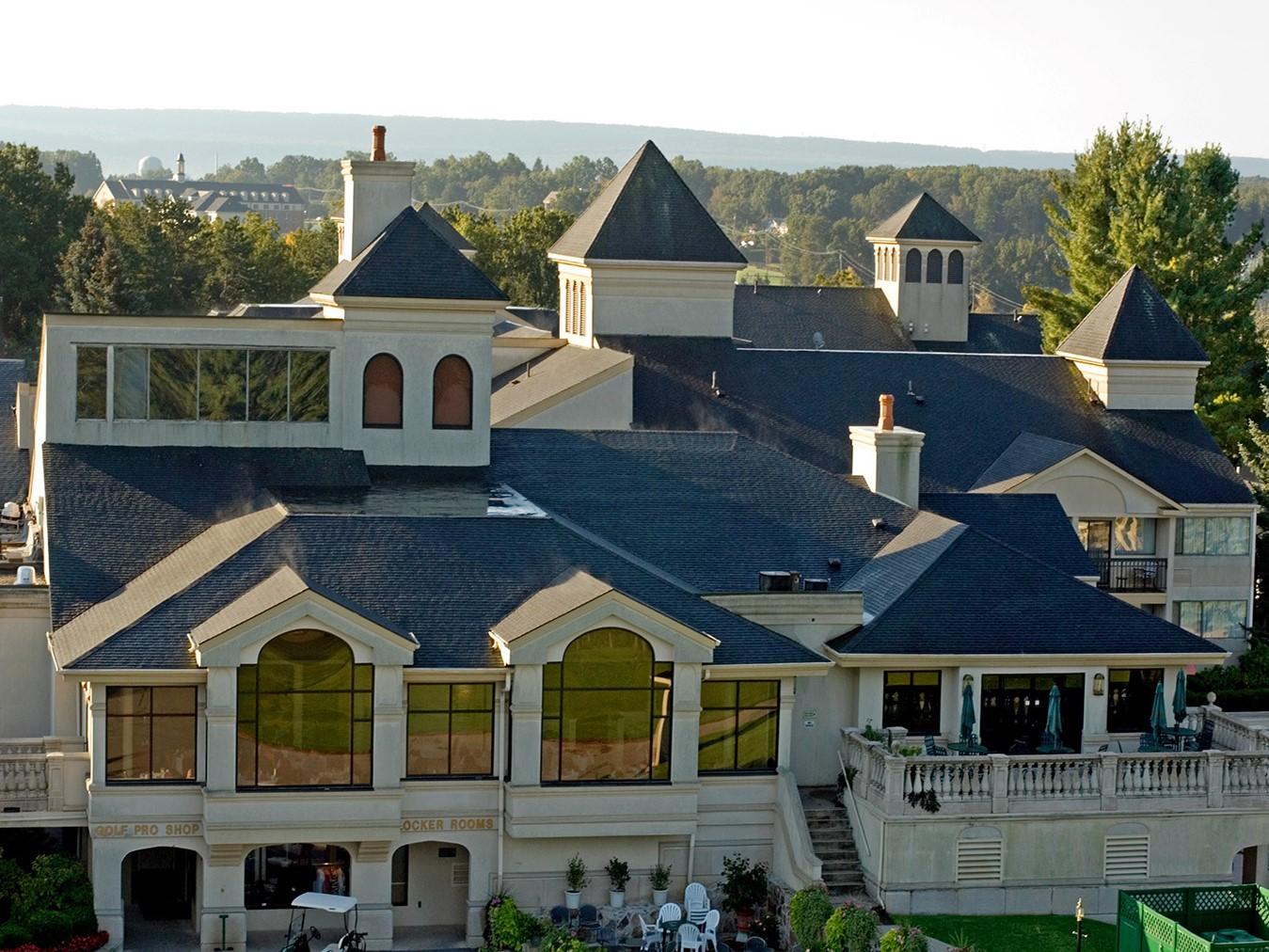 Ngoại cảnh khách sạn