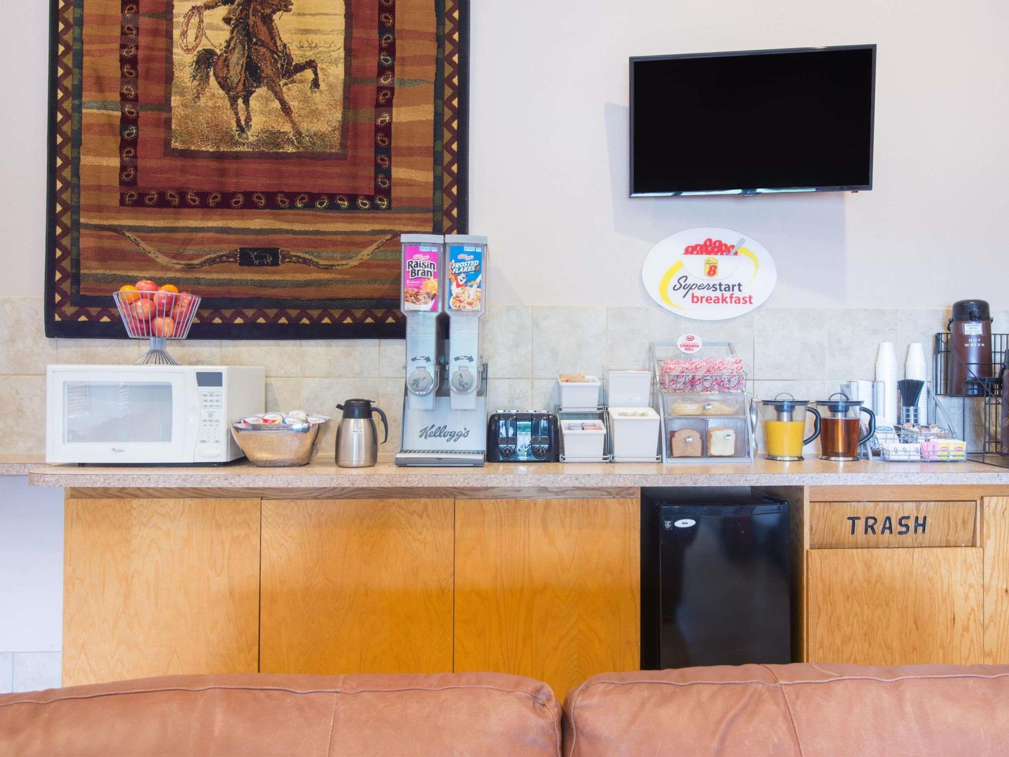 Đồ ăn và thức uống