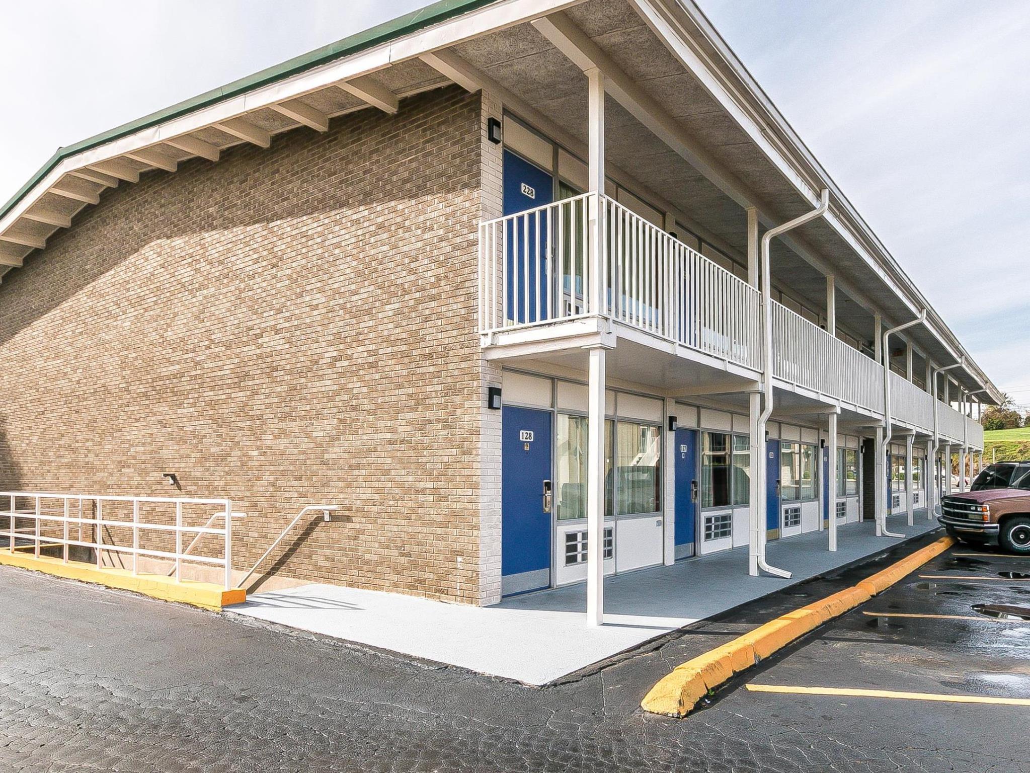 Ngoại cảnh khách sạn