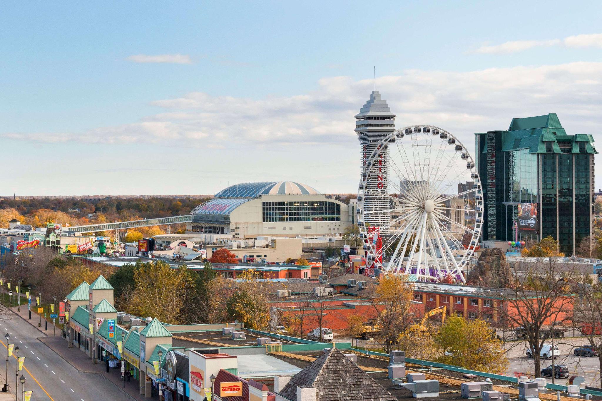 Nơi tham quan gần đây