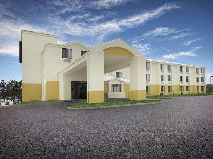 Ngoại cảnh khách sạn