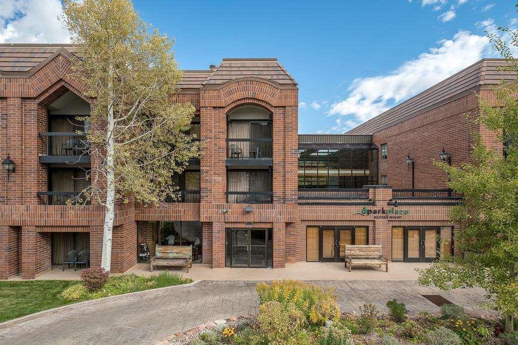 Ngoại cảnh khách sạn