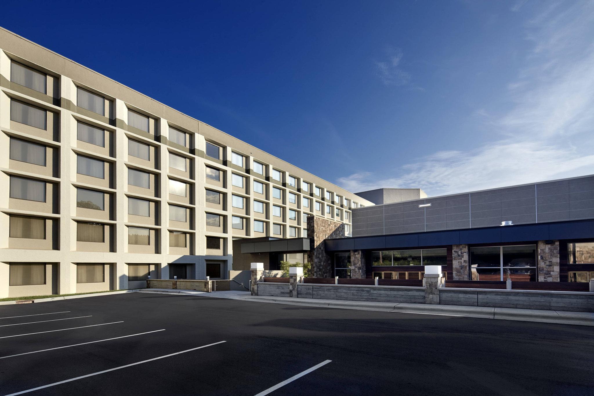 Ngoại cảnh khách sạn