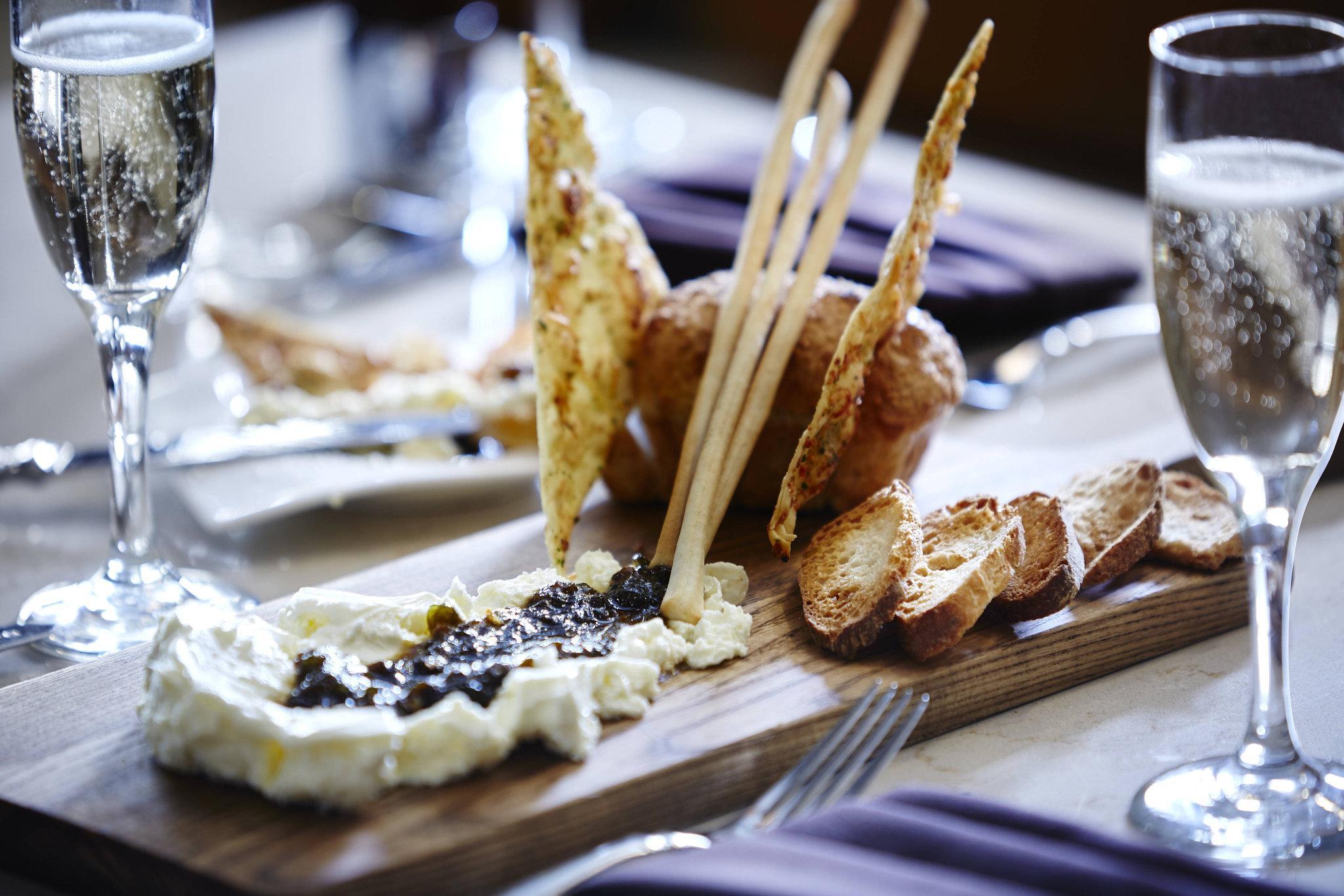 Đồ ăn và thức uống