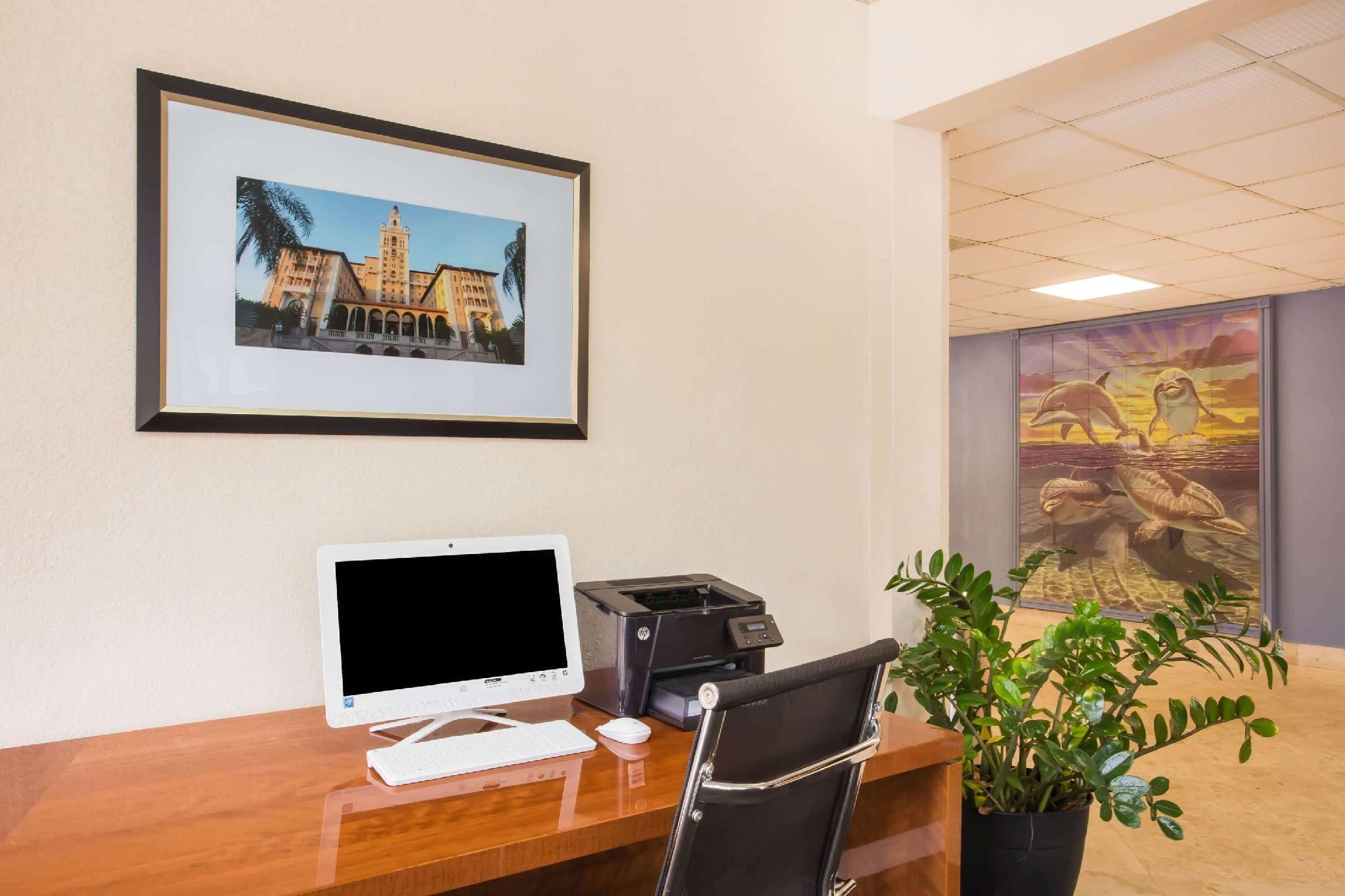 Trung tâm hội nghị