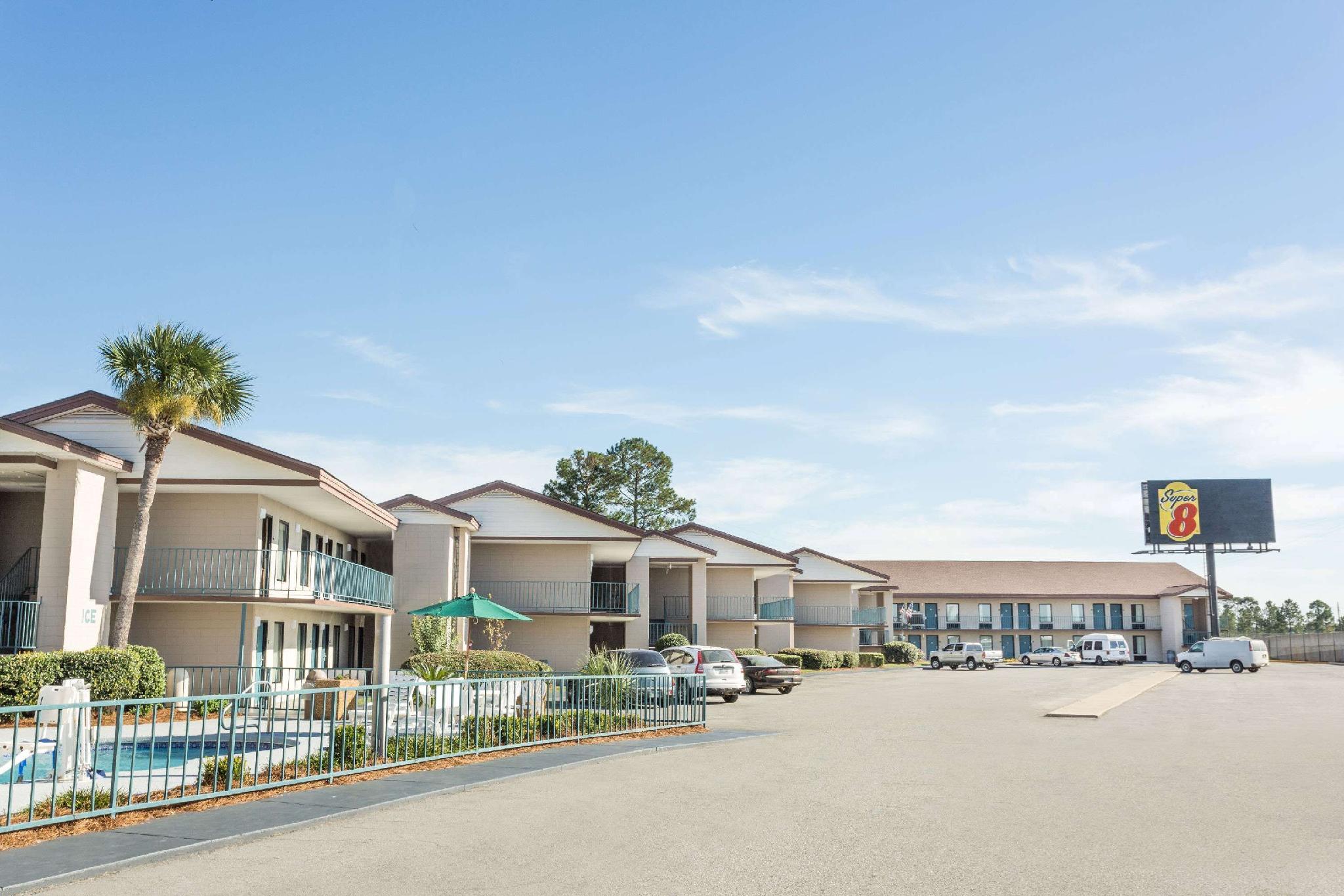 Ngoại cảnh khách sạn