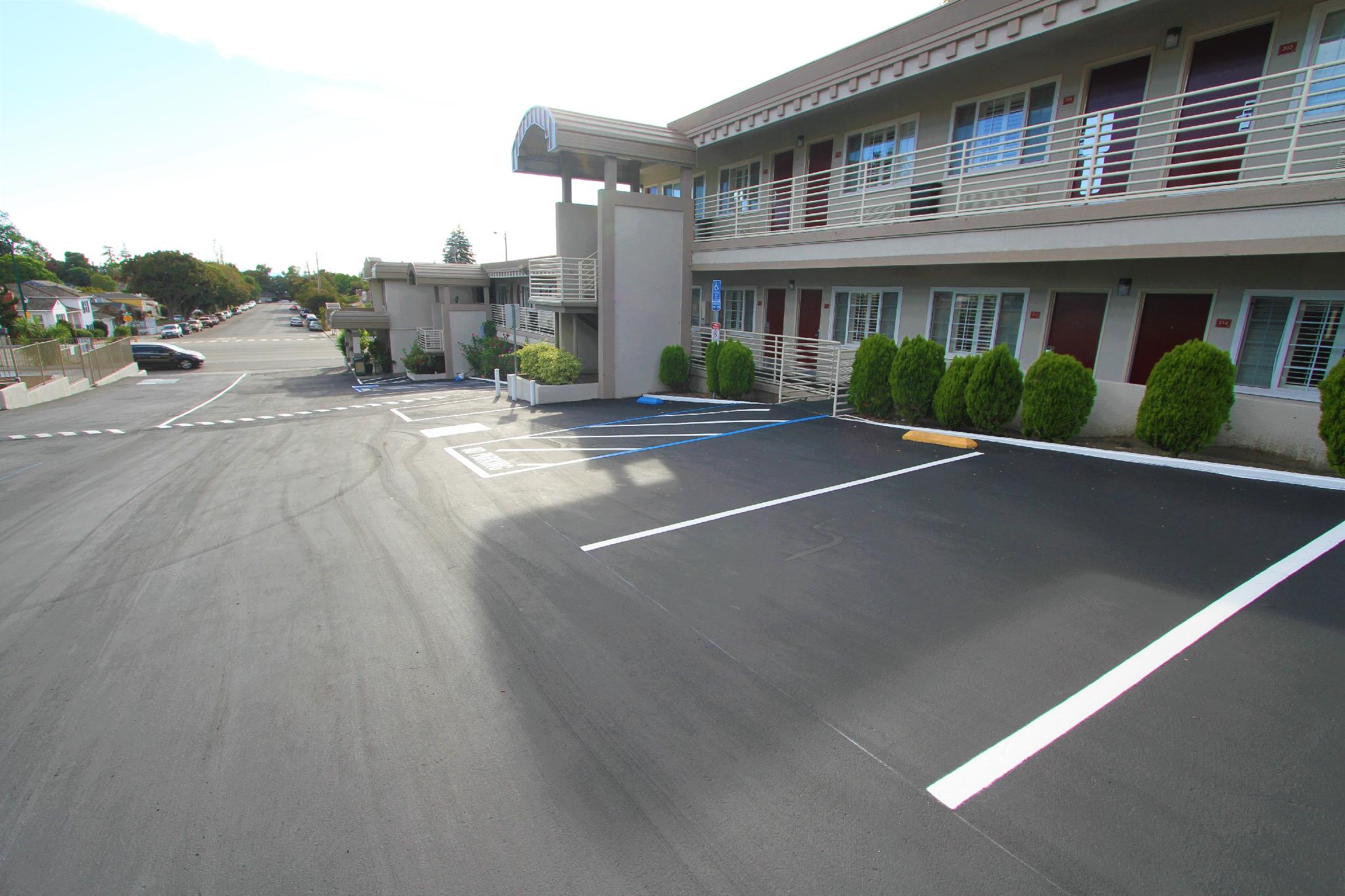 Ngoại cảnh khách sạn