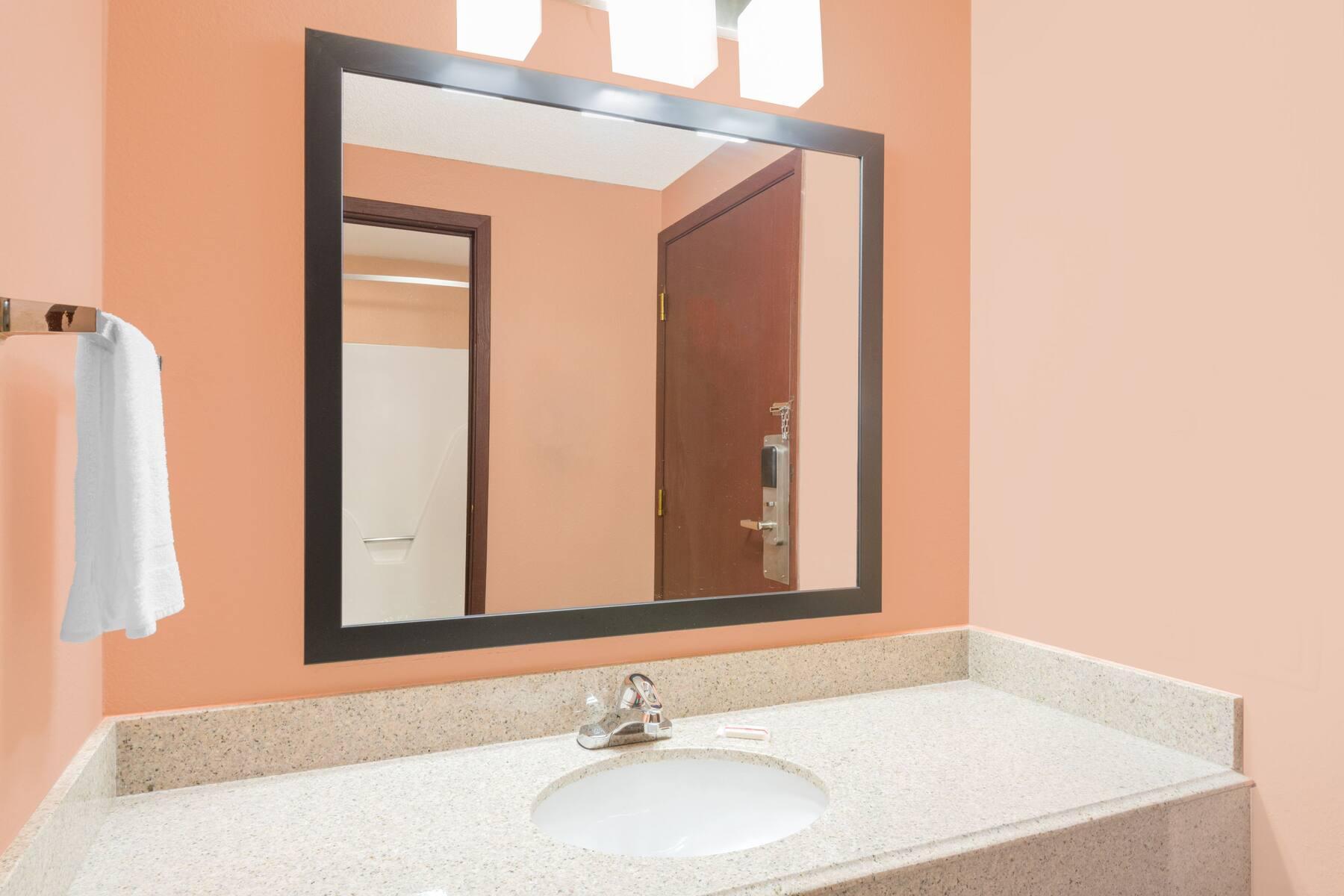 Tiện nghi (Phòng khách)