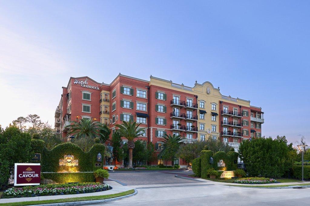 Ngoại cảnh khách sạn