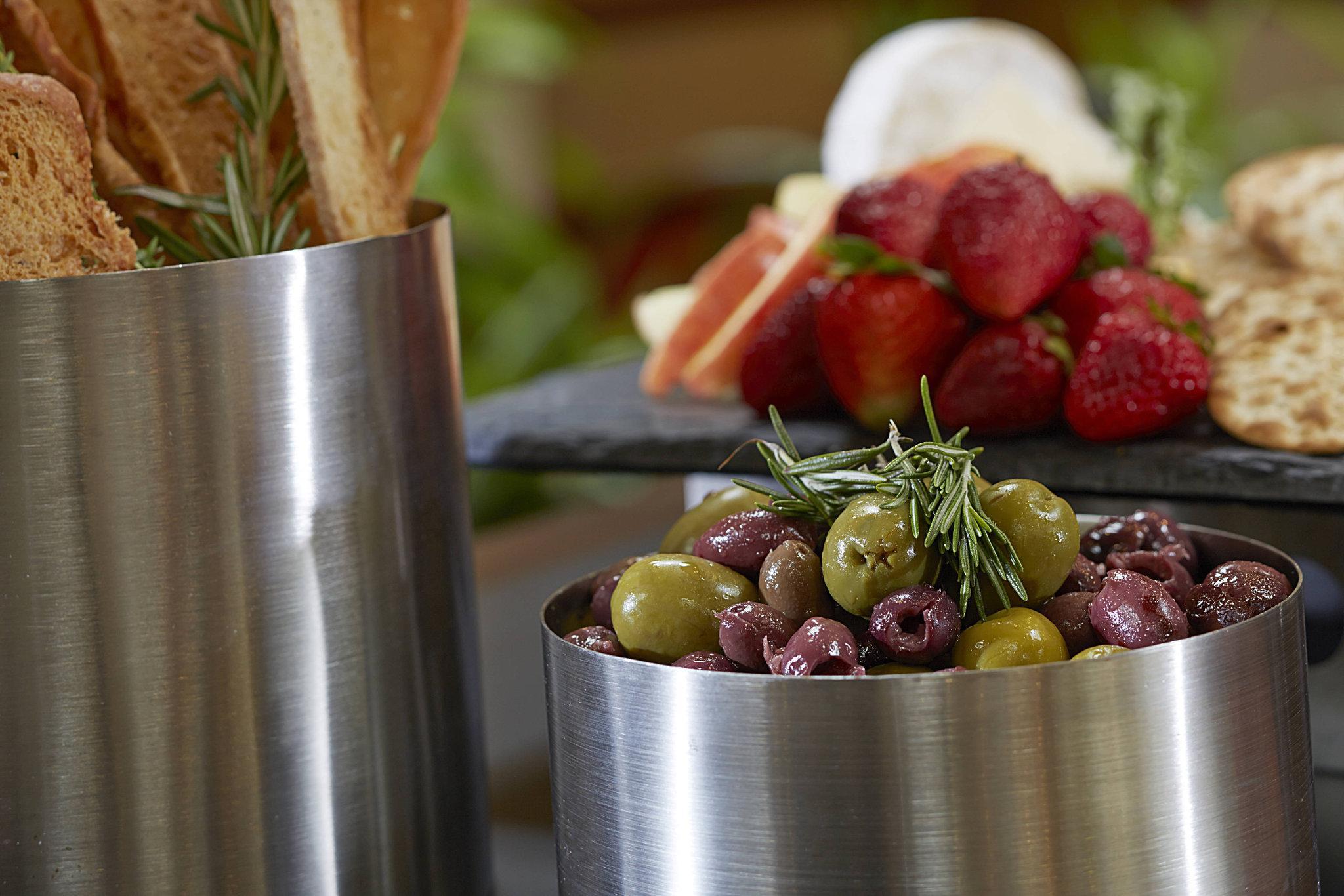 Đồ ăn và thức uống