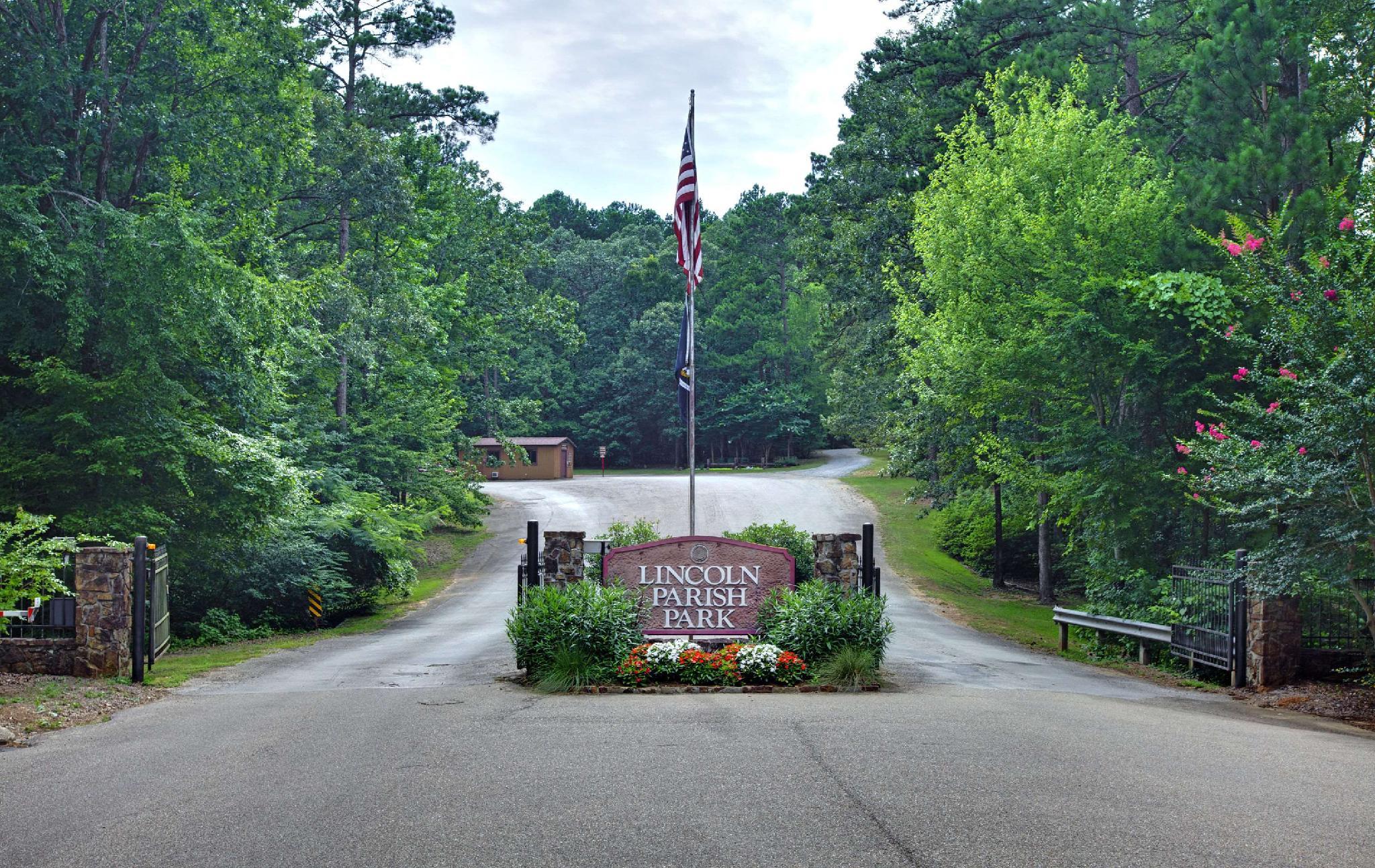 Nơi tham quan gần đây