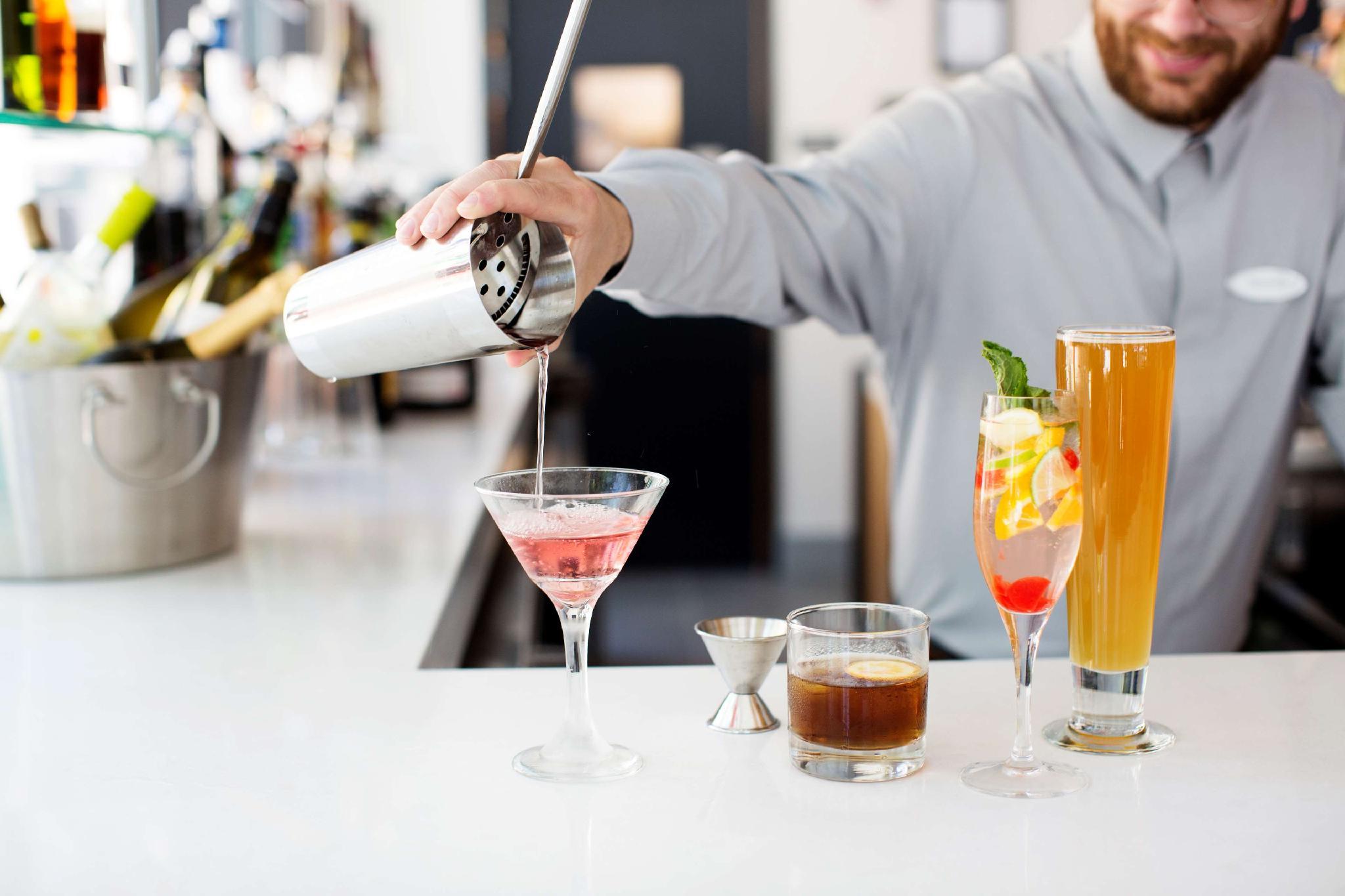 Đồ ăn và thức uống