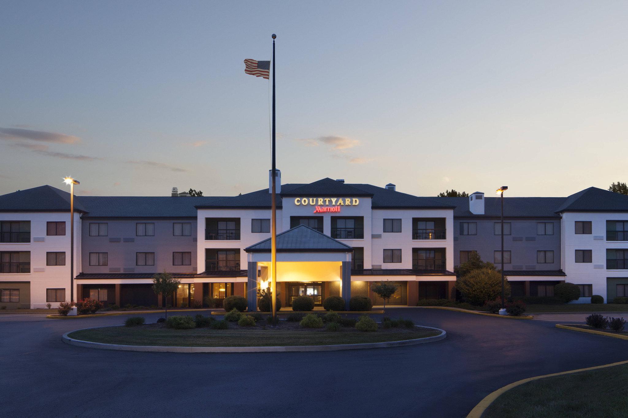 Ngoại cảnh khách sạn