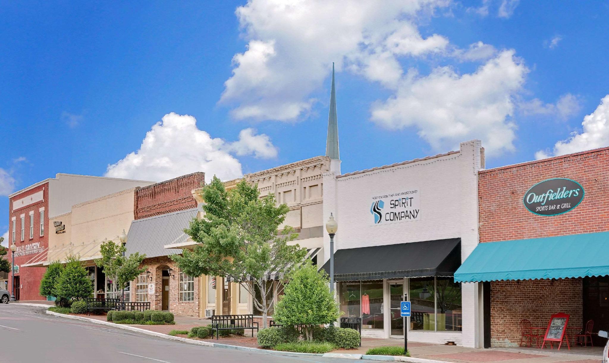 Khu vực xung quanh