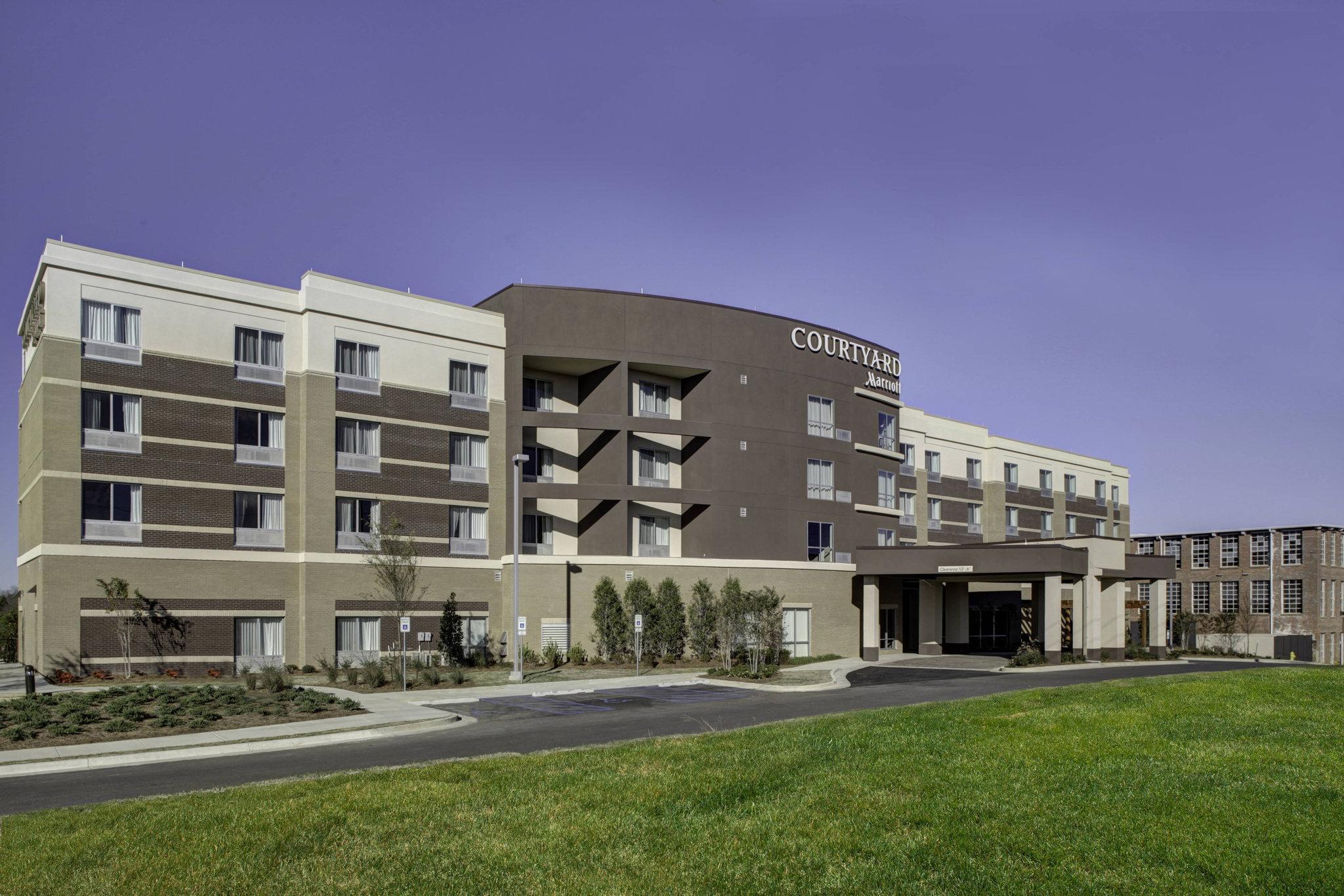 Ngoại cảnh khách sạn