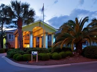 Ngoại cảnh khách sạn