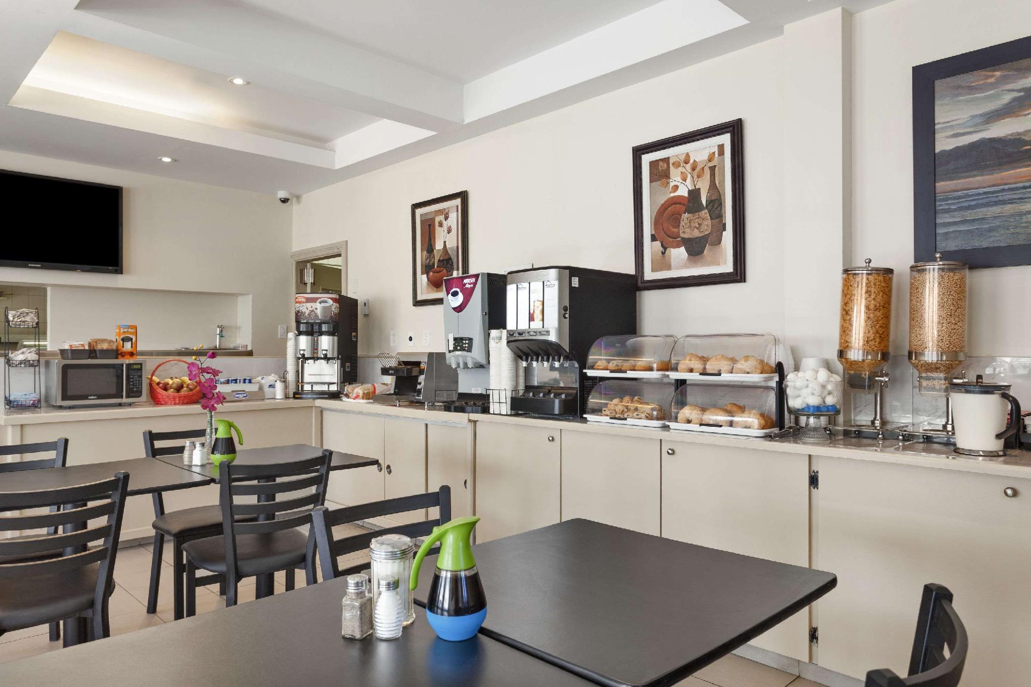 Đồ ăn và thức uống