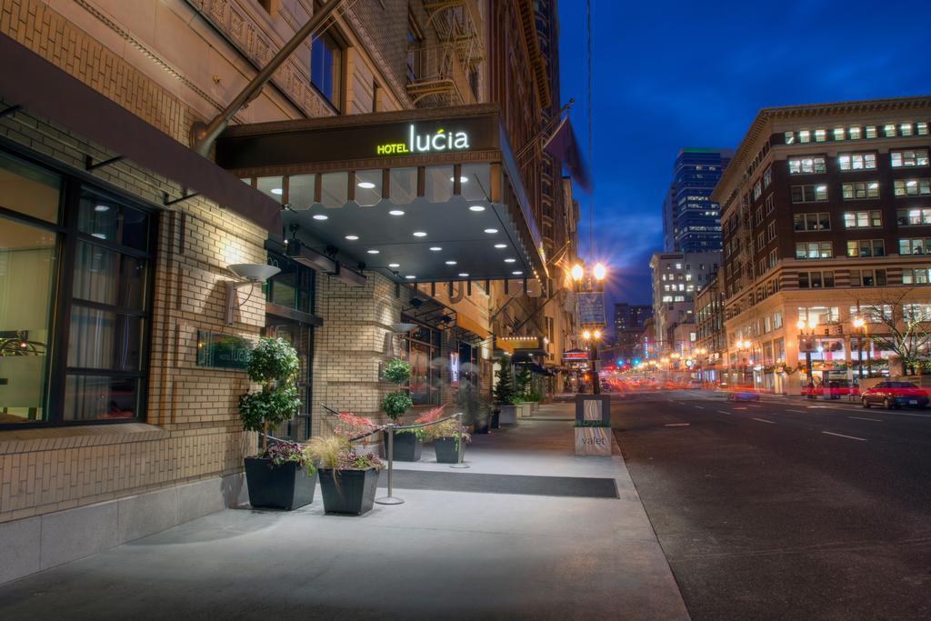 Ngoại cảnh khách sạn