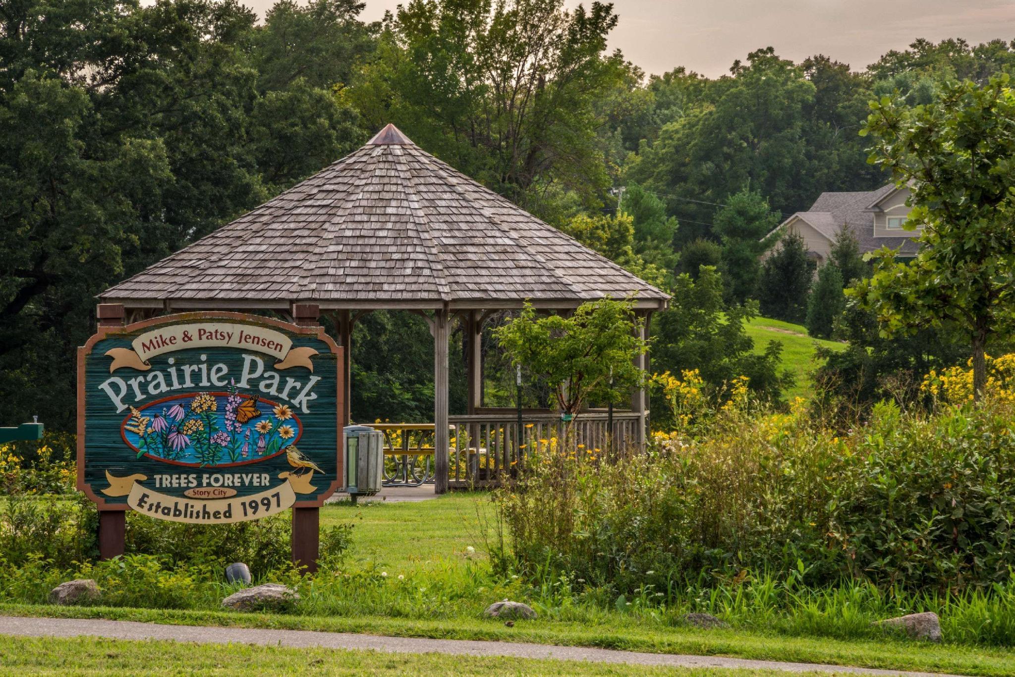 Nơi tham quan gần đây
