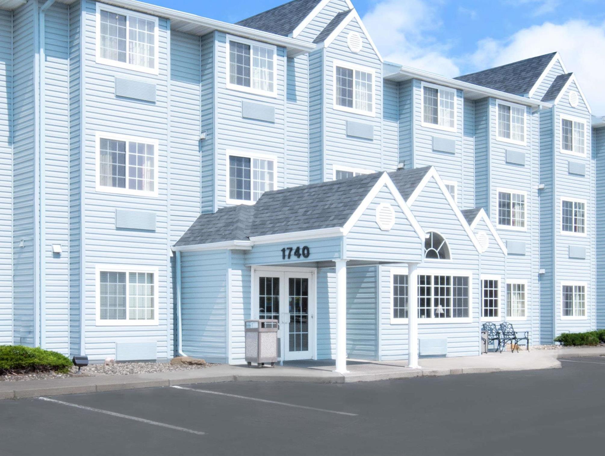 Ngoại cảnh khách sạn