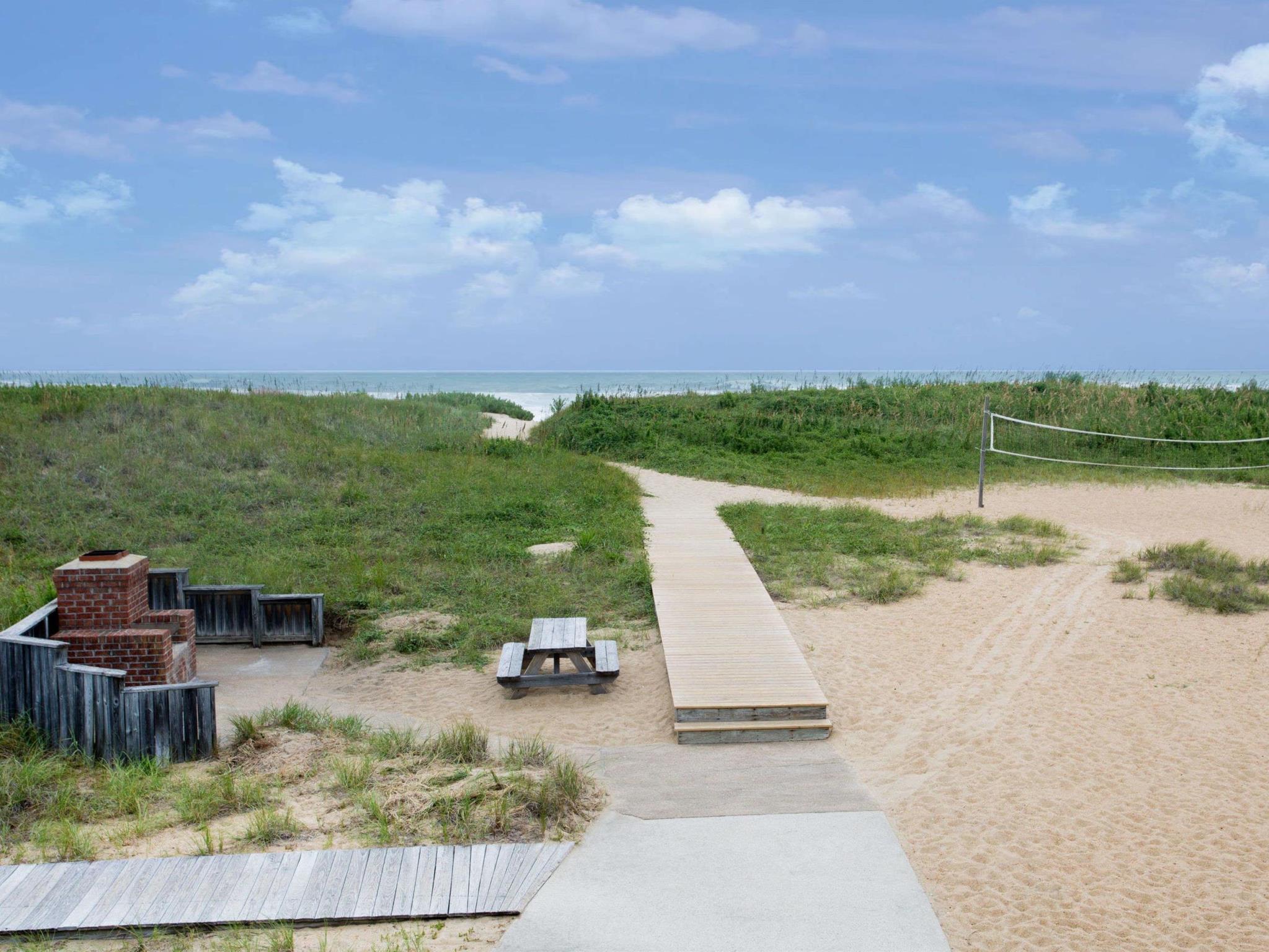 Khu vực xung quanh