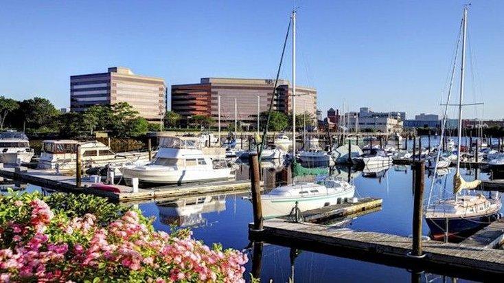 Khu vực xung quanh