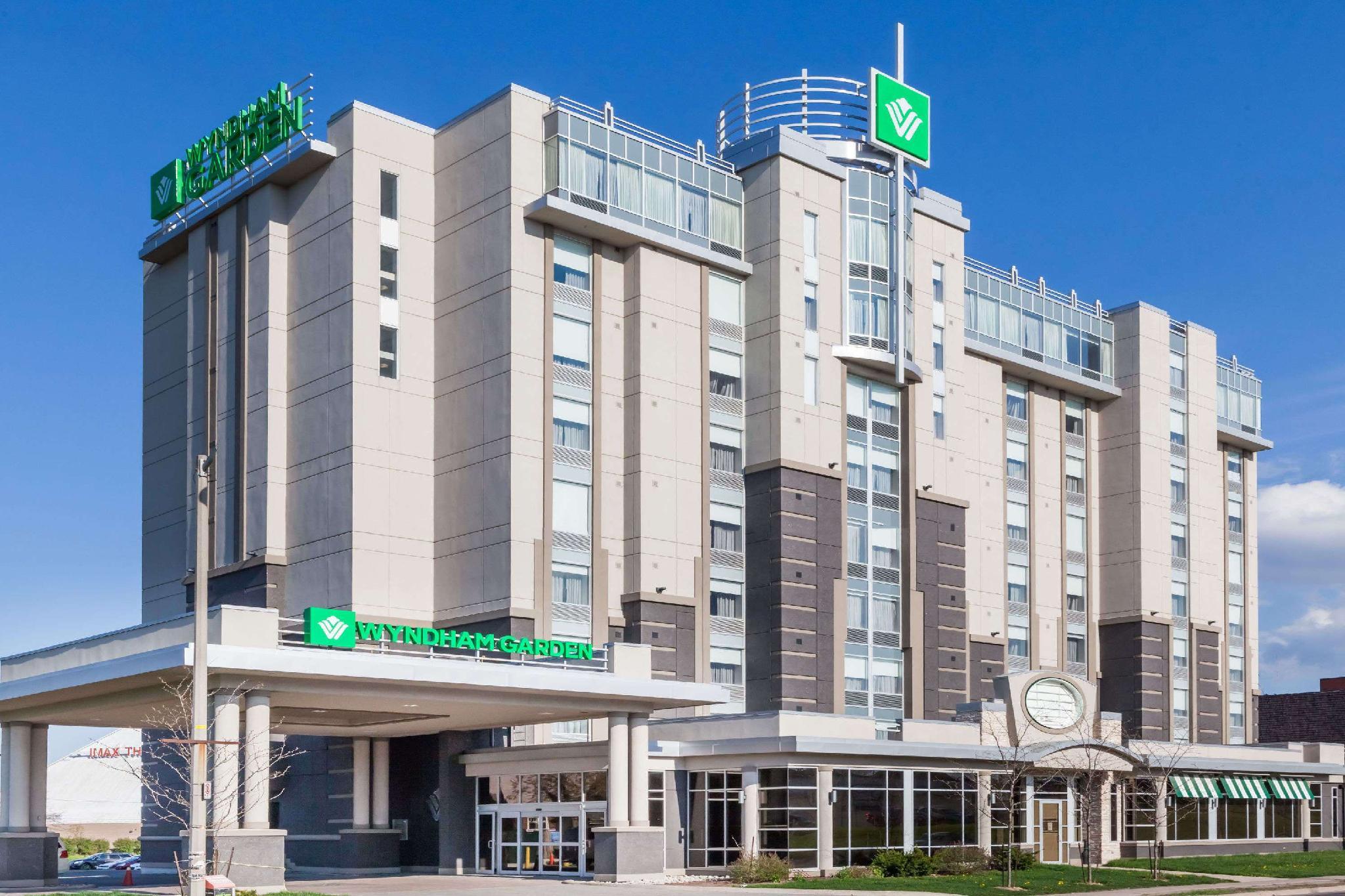 Ngoại cảnh khách sạn