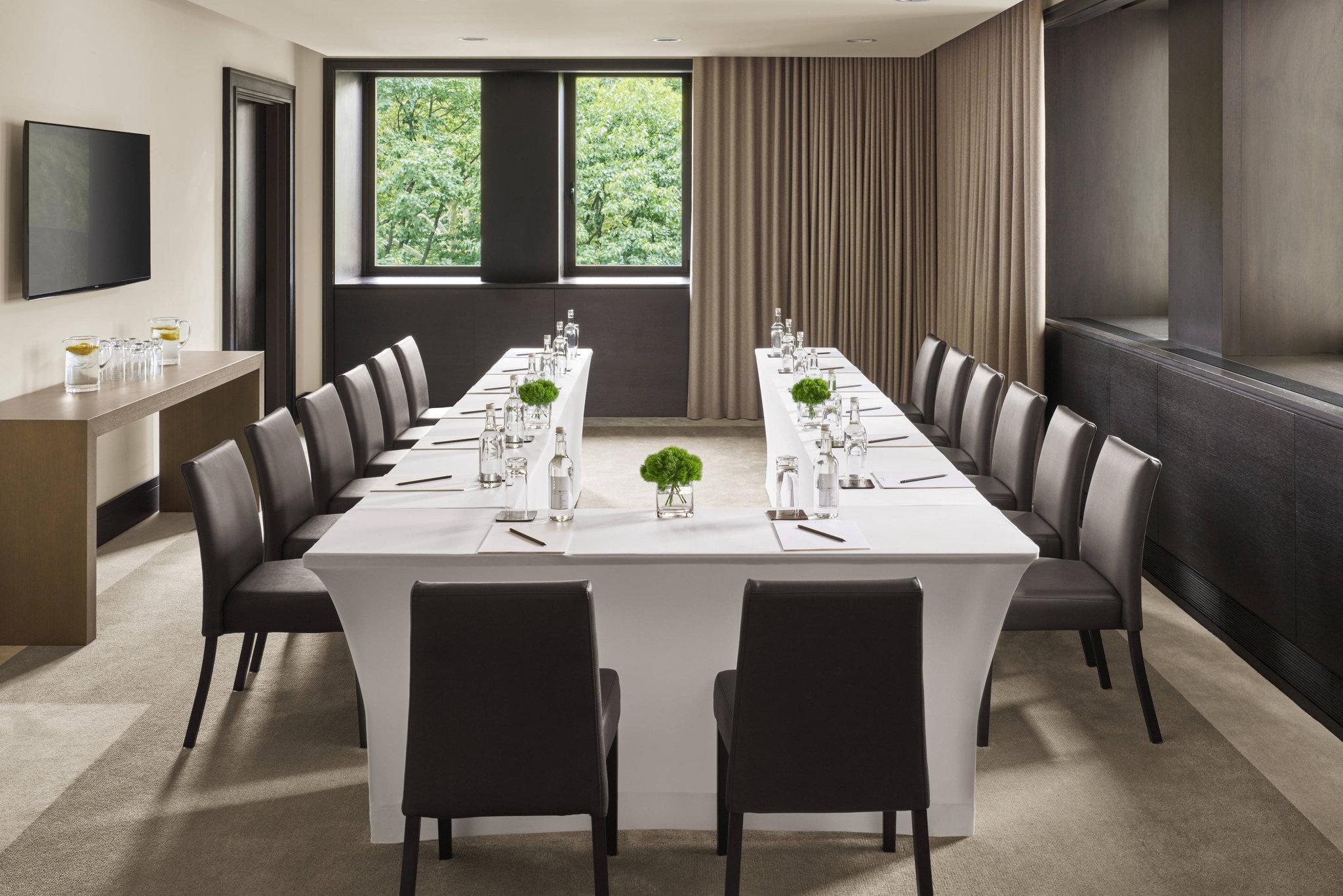 Phòng họp/ hội nghị