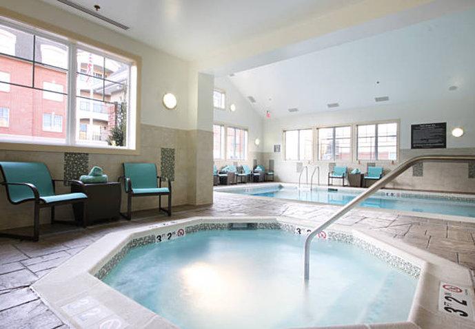 Bồn tắm nước nóng