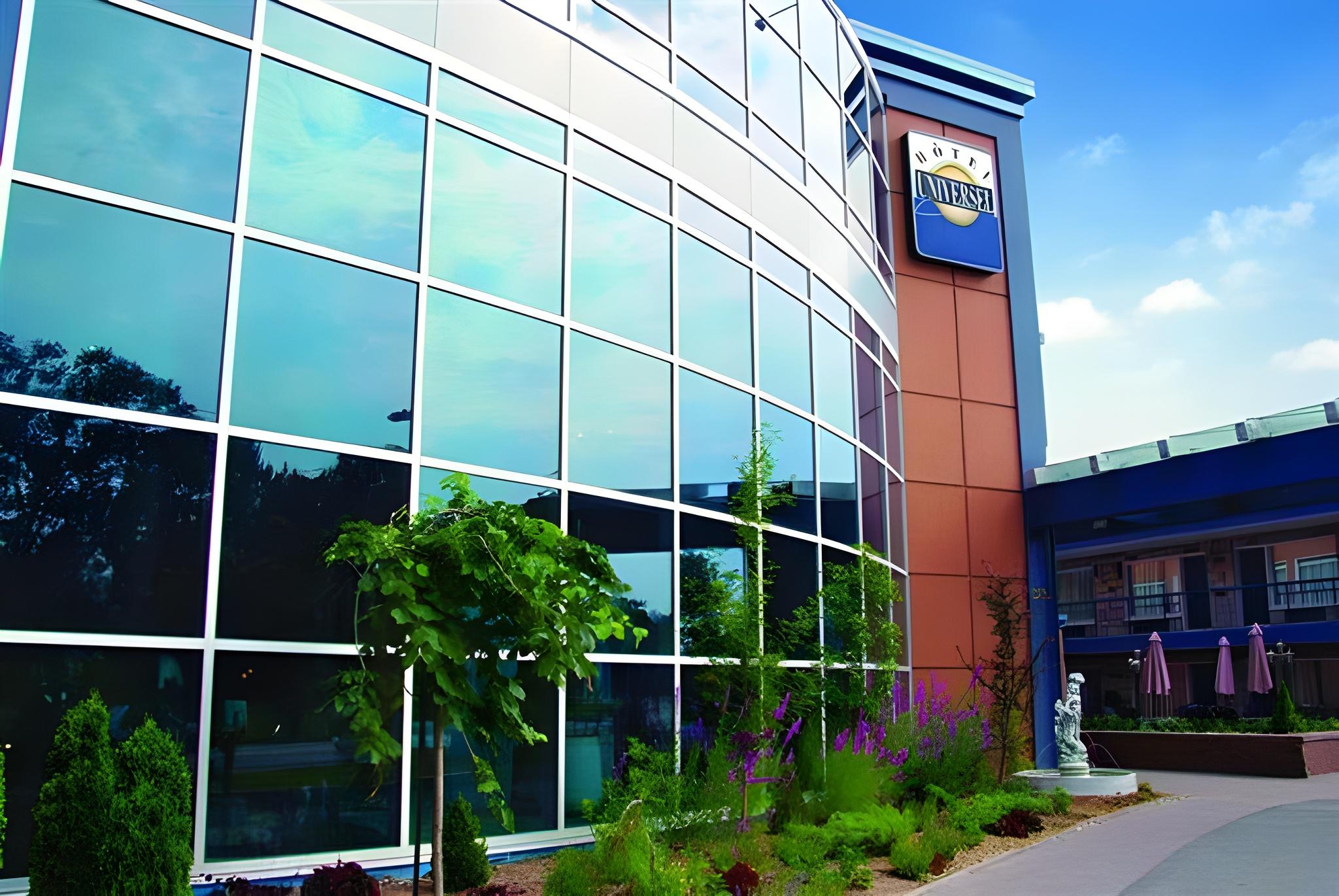 Ngoại cảnh khách sạn