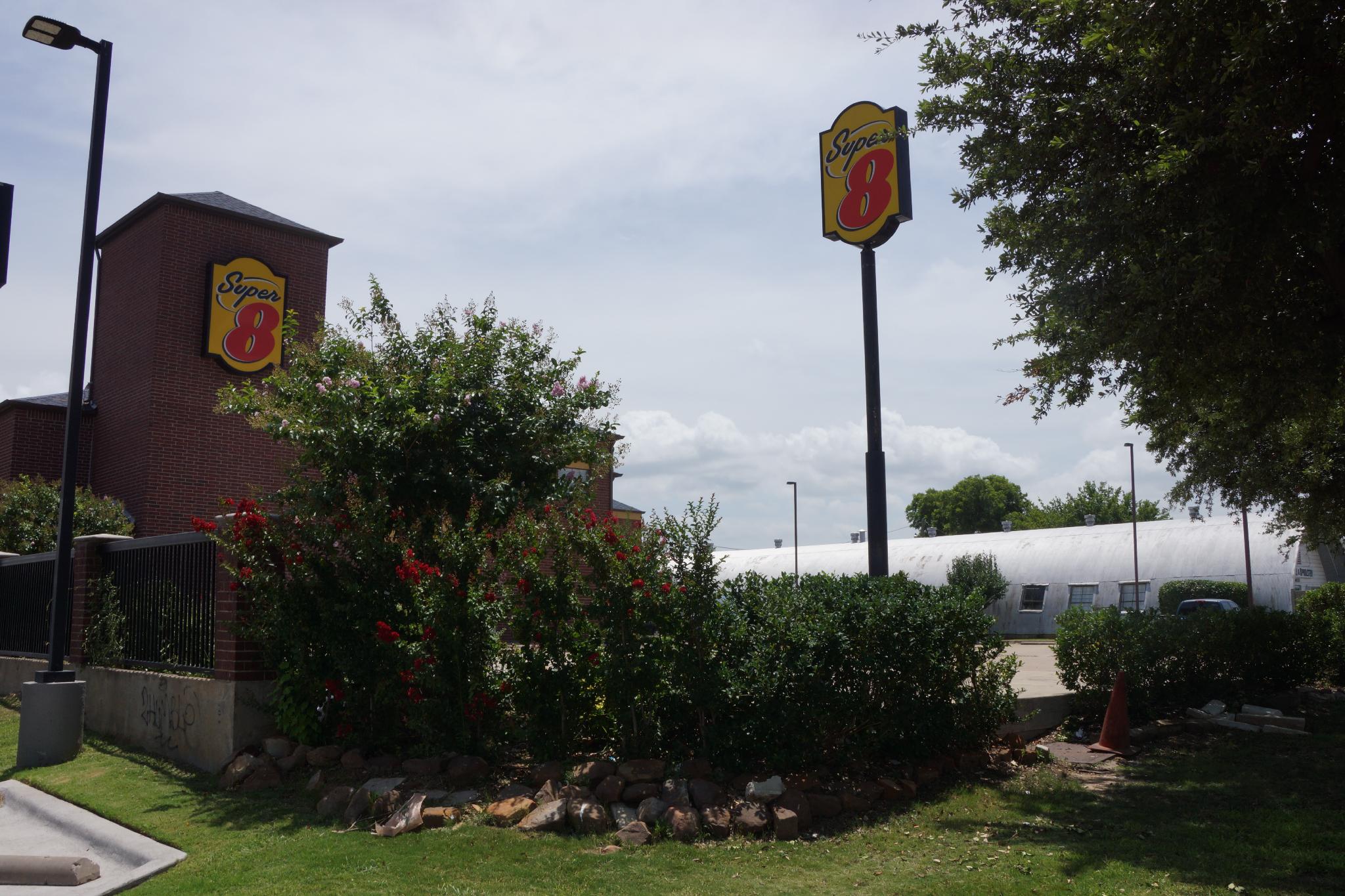 Ngoại cảnh khách sạn