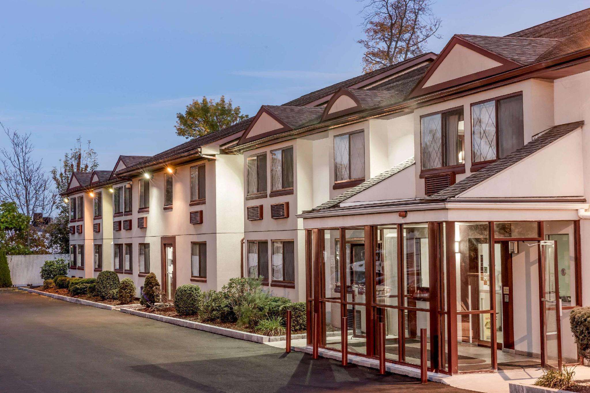 Ngoại cảnh khách sạn