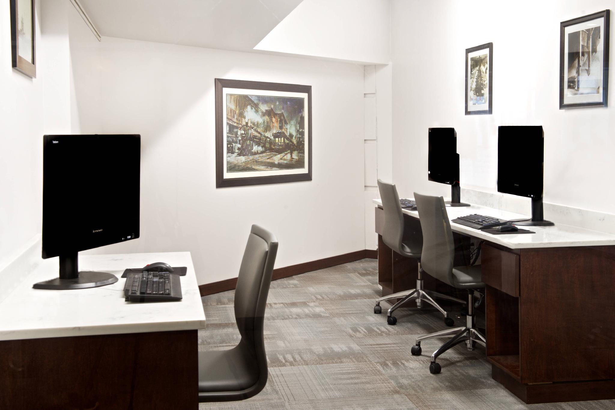 Trung tâm hội nghị