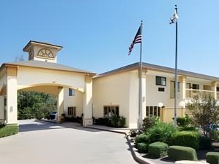 Ngoại cảnh khách sạn